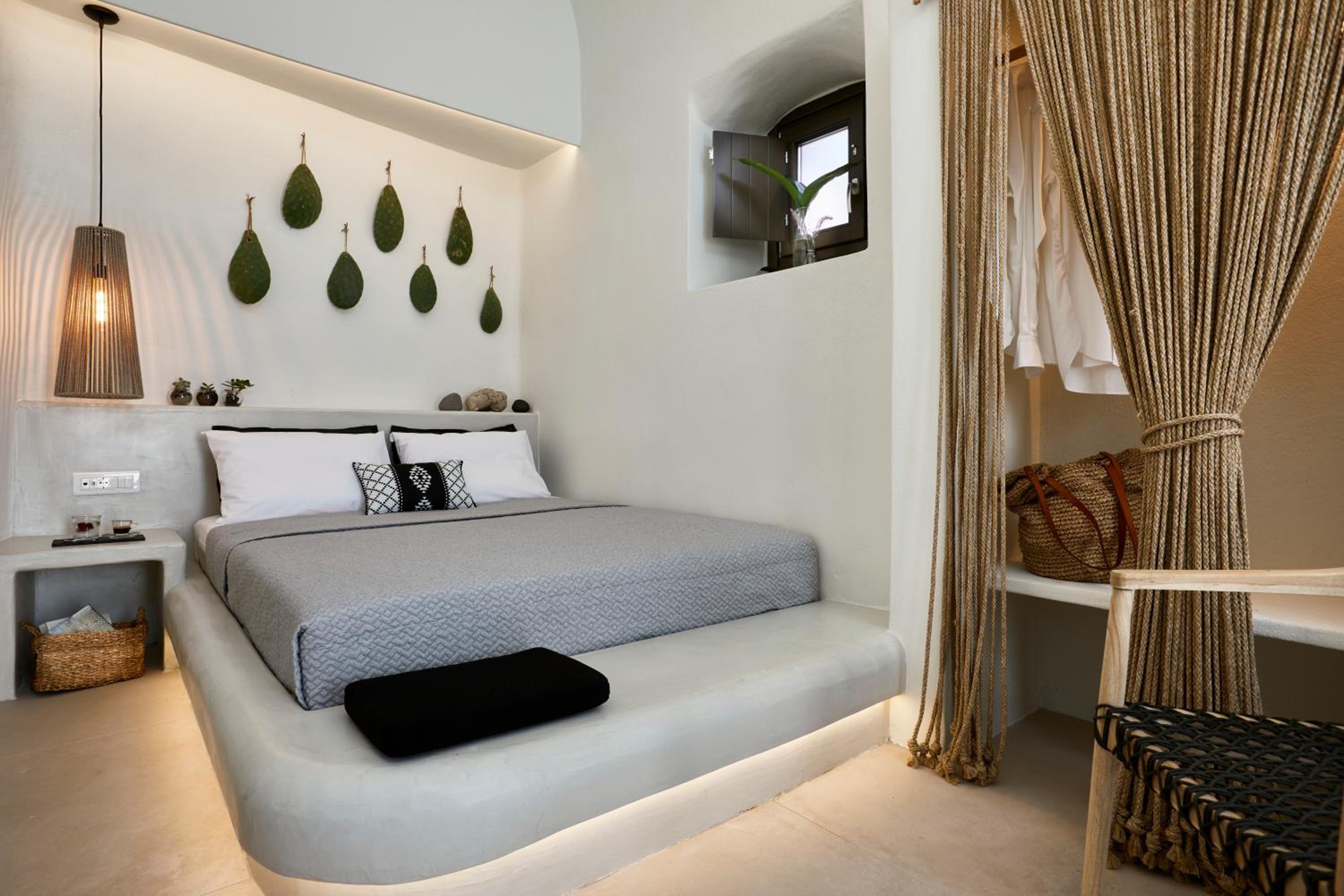 Floria Suites