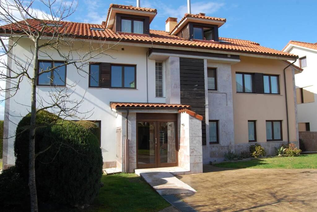 Gestiona2R - Apartamento Italia Colombres ideal familias view 2
