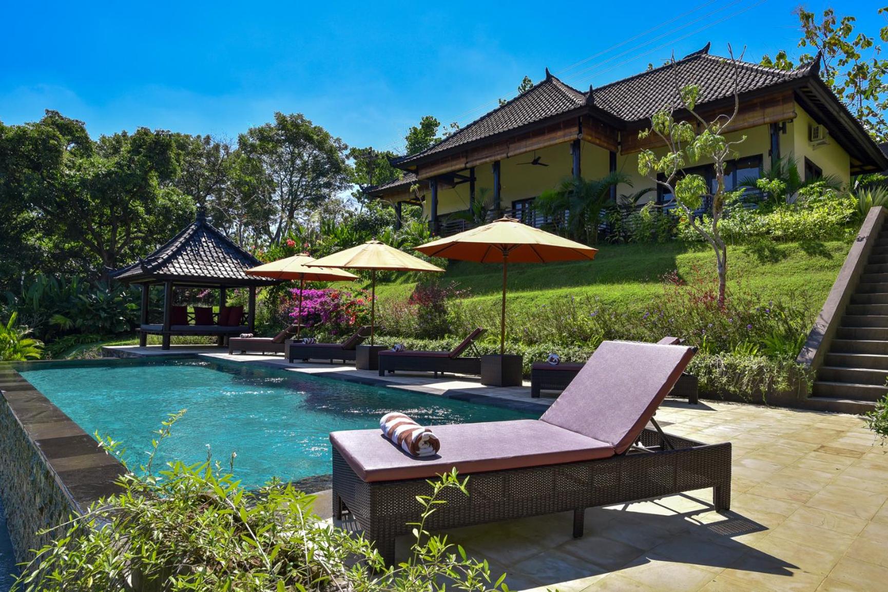 VILLA CAHAYA Perfectly formed by the natural surrounding and Balinese hospitality view 5