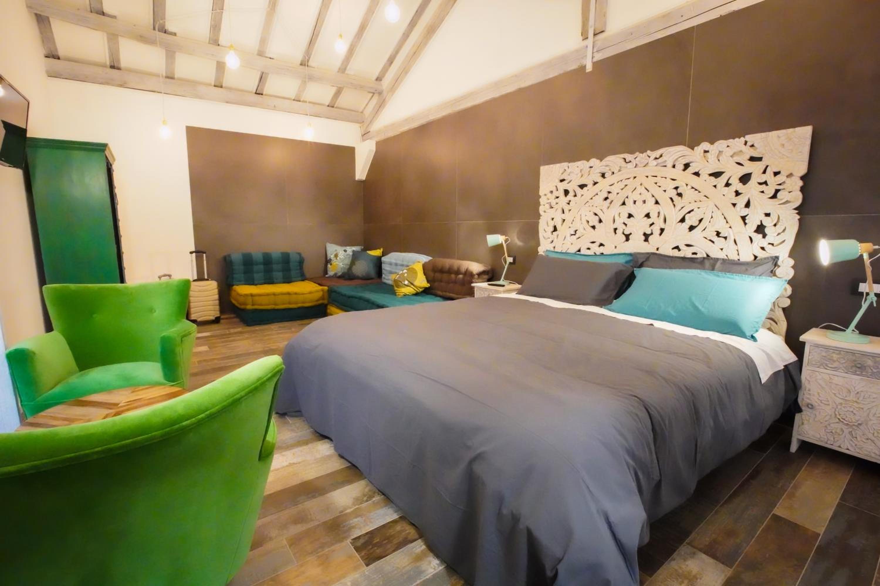 hotel room