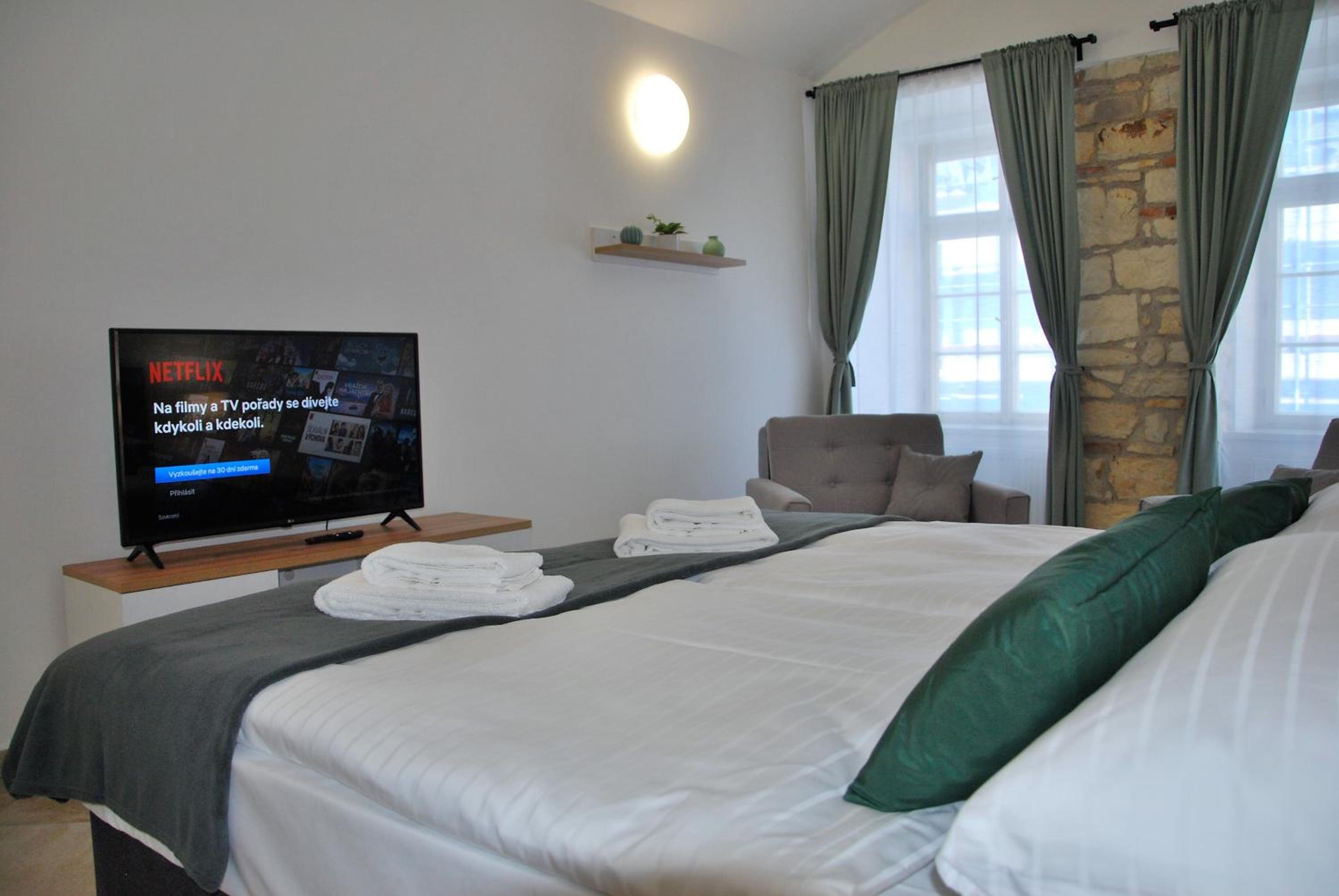 White Swan Boutique Apartments