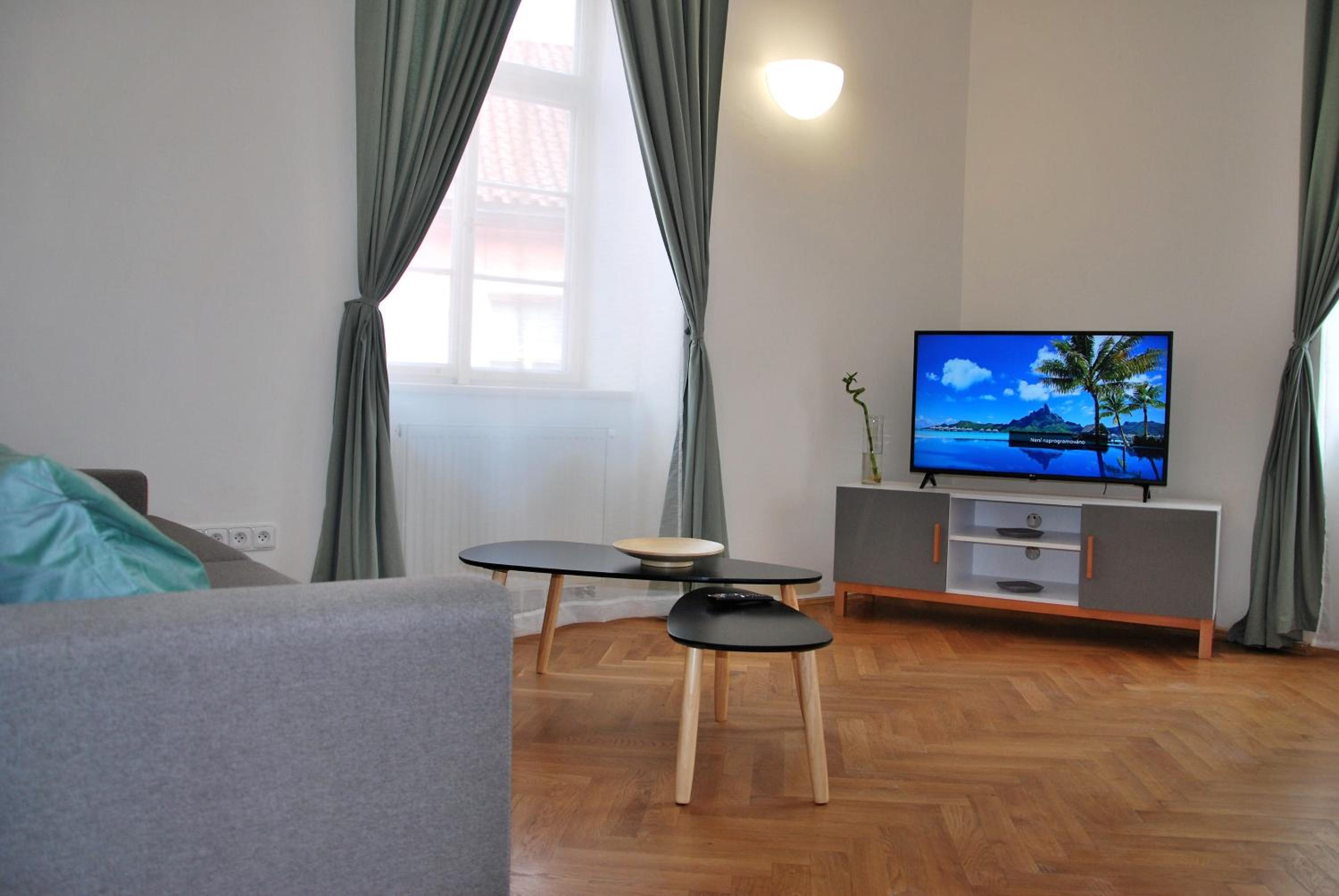 White Swan Boutique Apartments