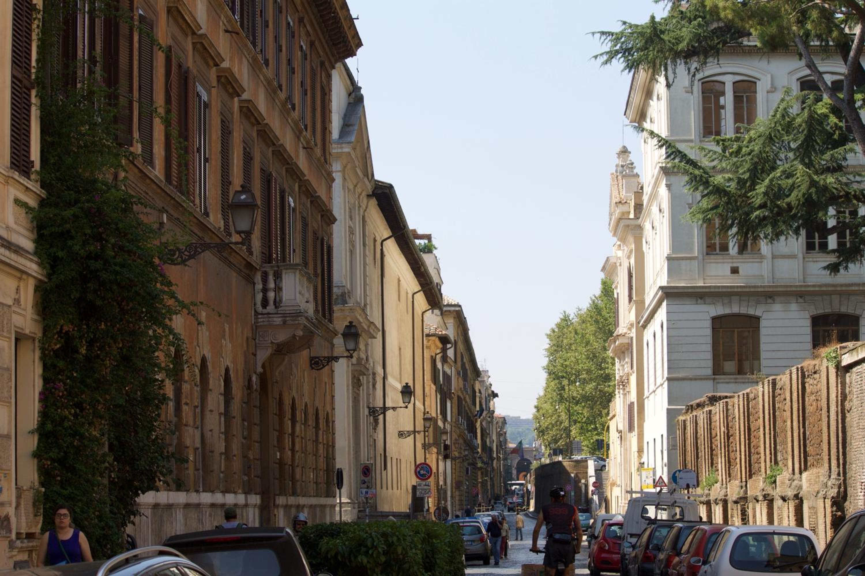 TrastevereHome - Elegant Stay near Villa Farnesina
