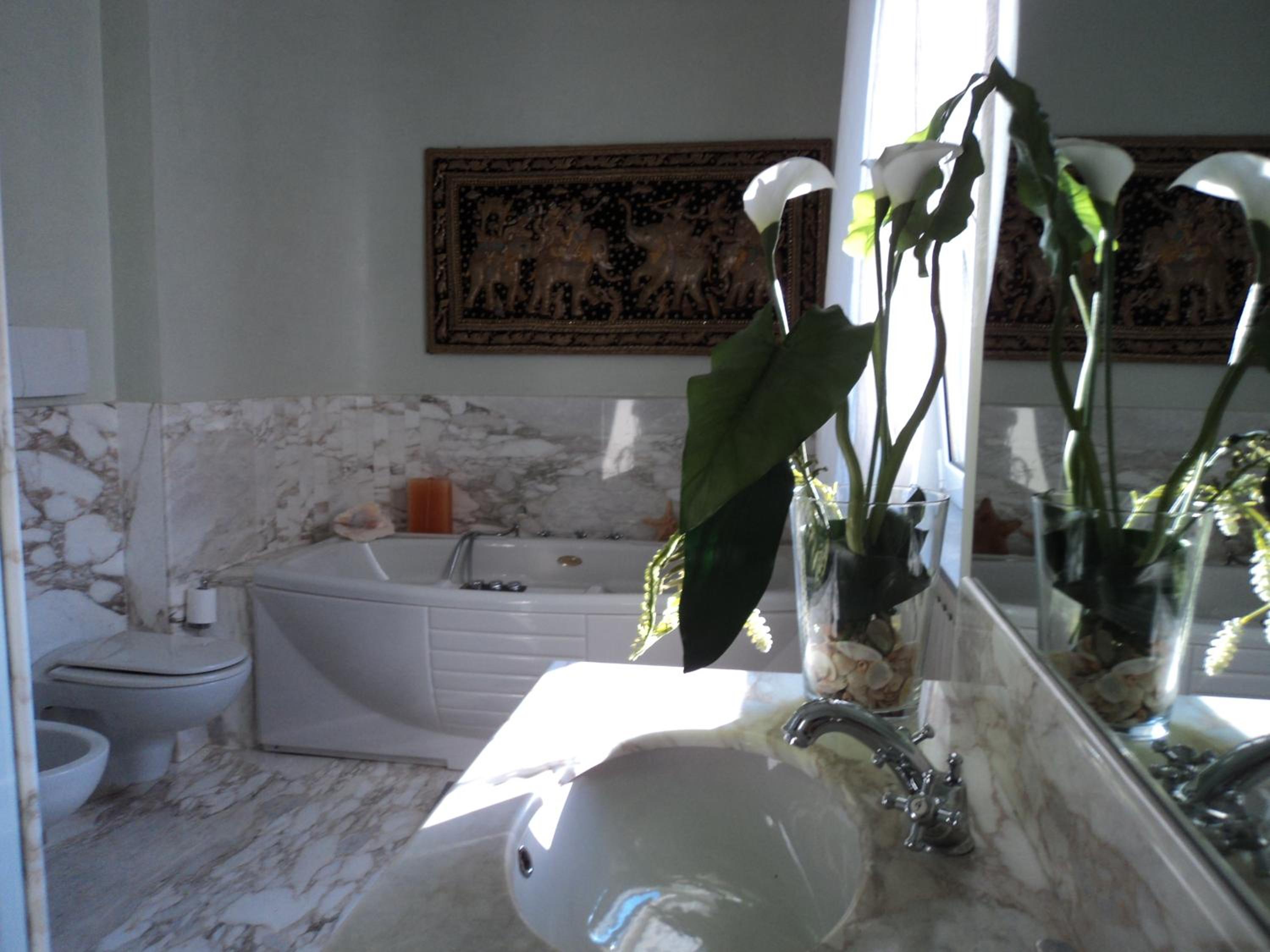 Villa Altar