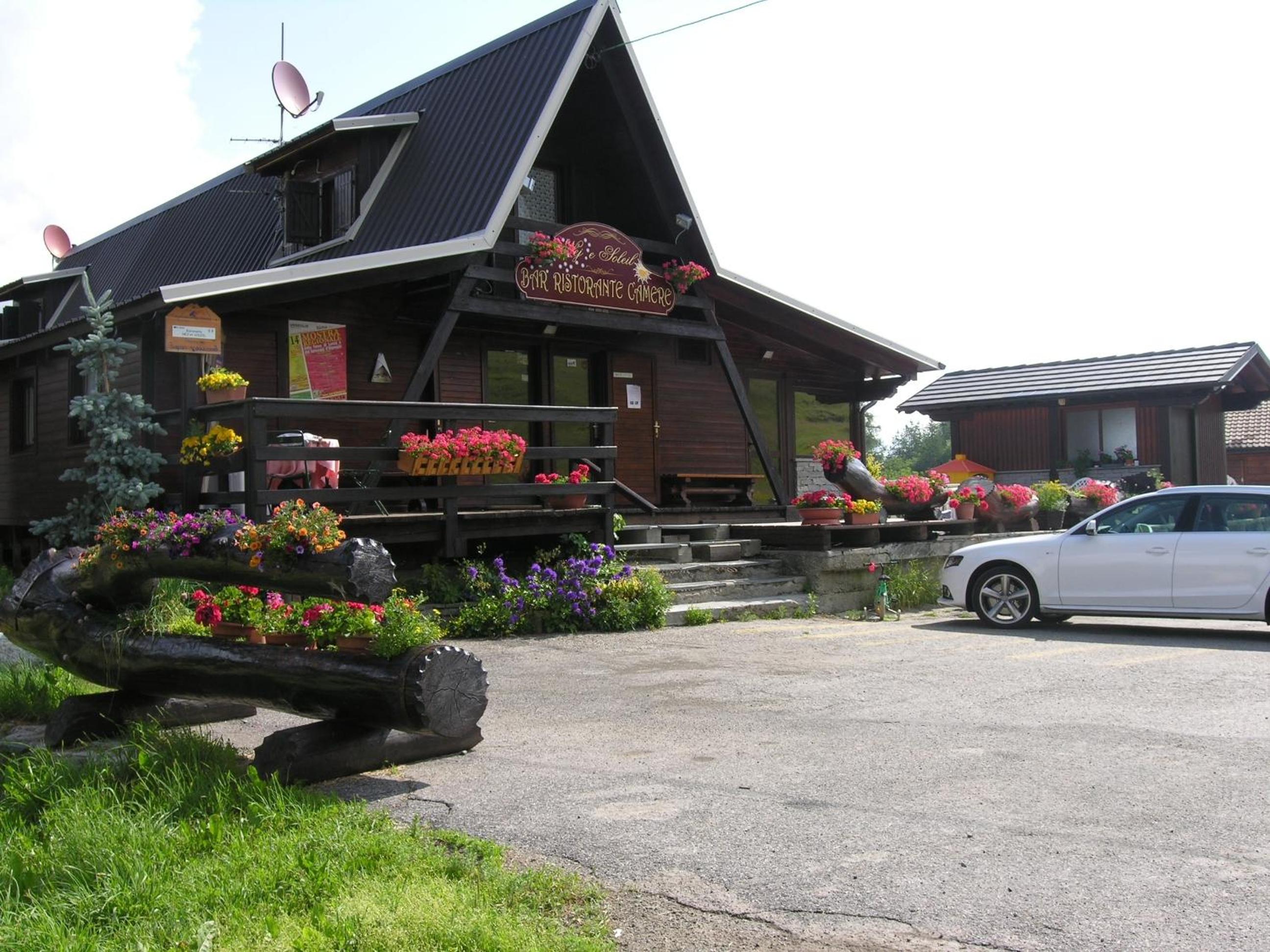 Photo 6