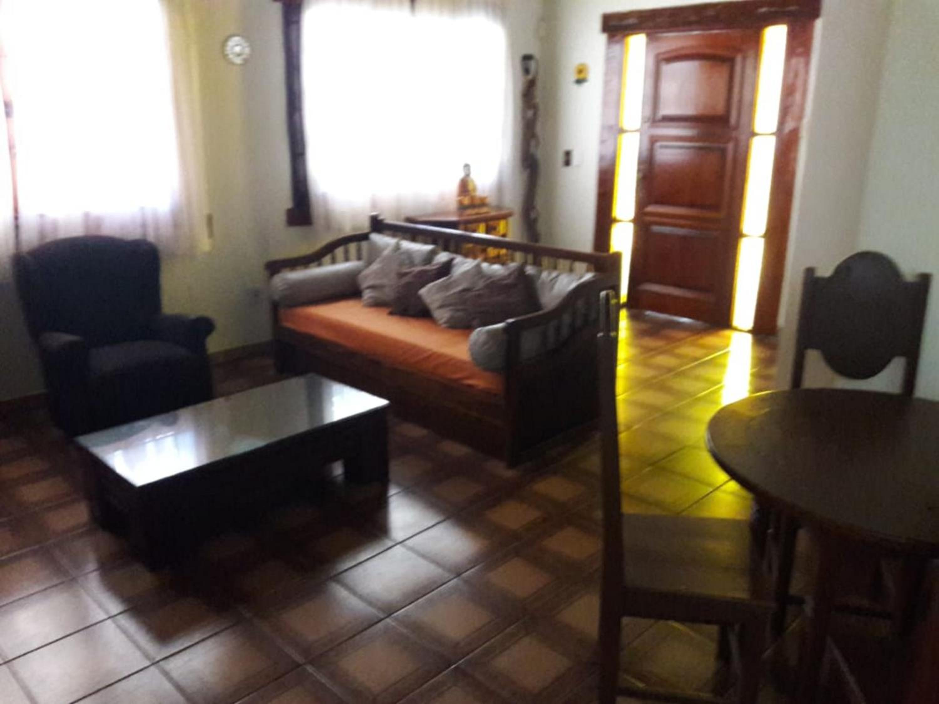 FANTÁSTICA CASA COM ÁREA DE PISCINA até 10 PESSOAS em MARESIAS SÃO SEBASTIÃO