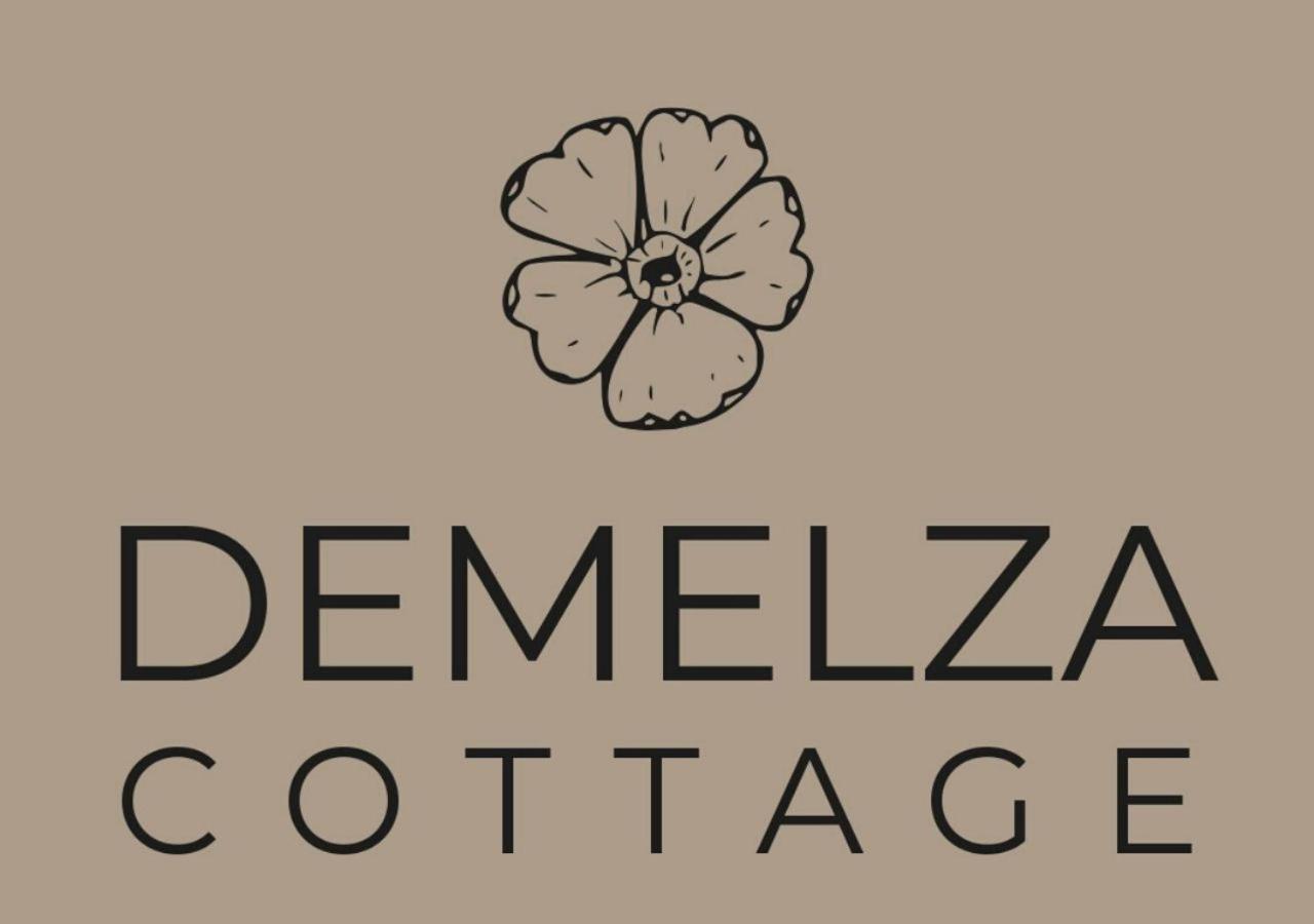 Demelza Cottage Apartment