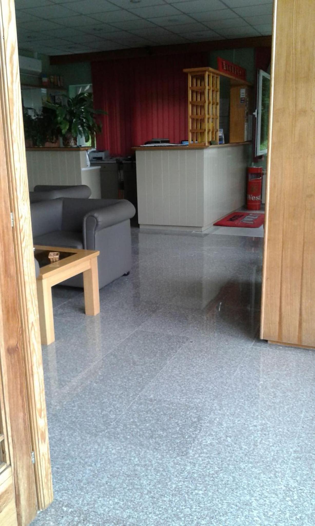 Hotel Imzit Dobrinja