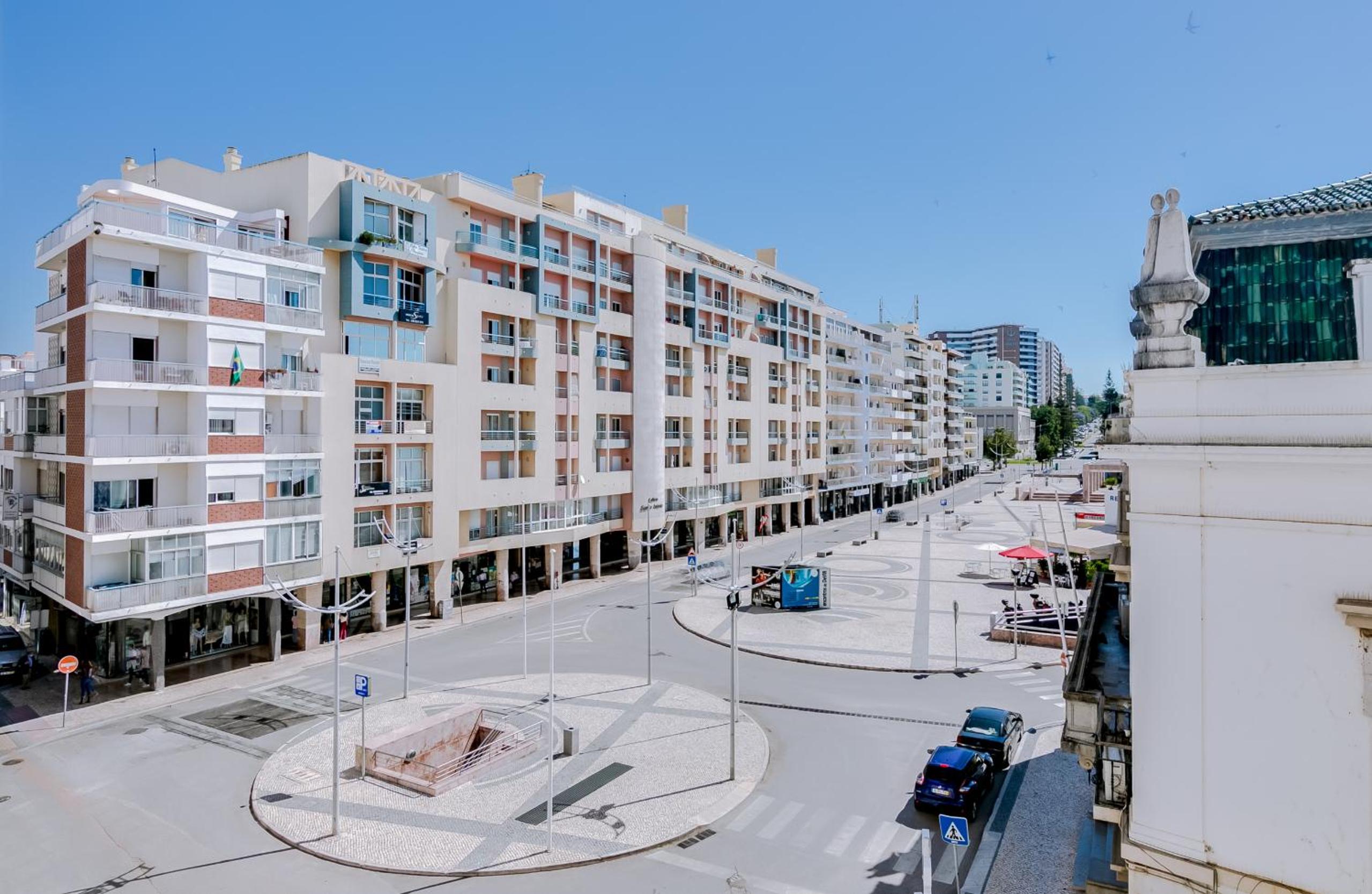 Mango Apartment - Faro city center view 3