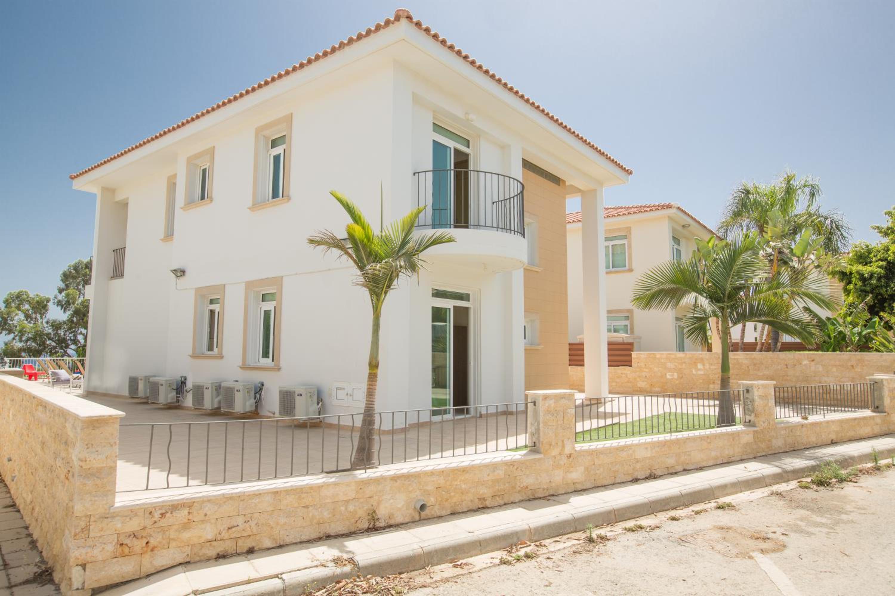 Shaye Front Line Villa