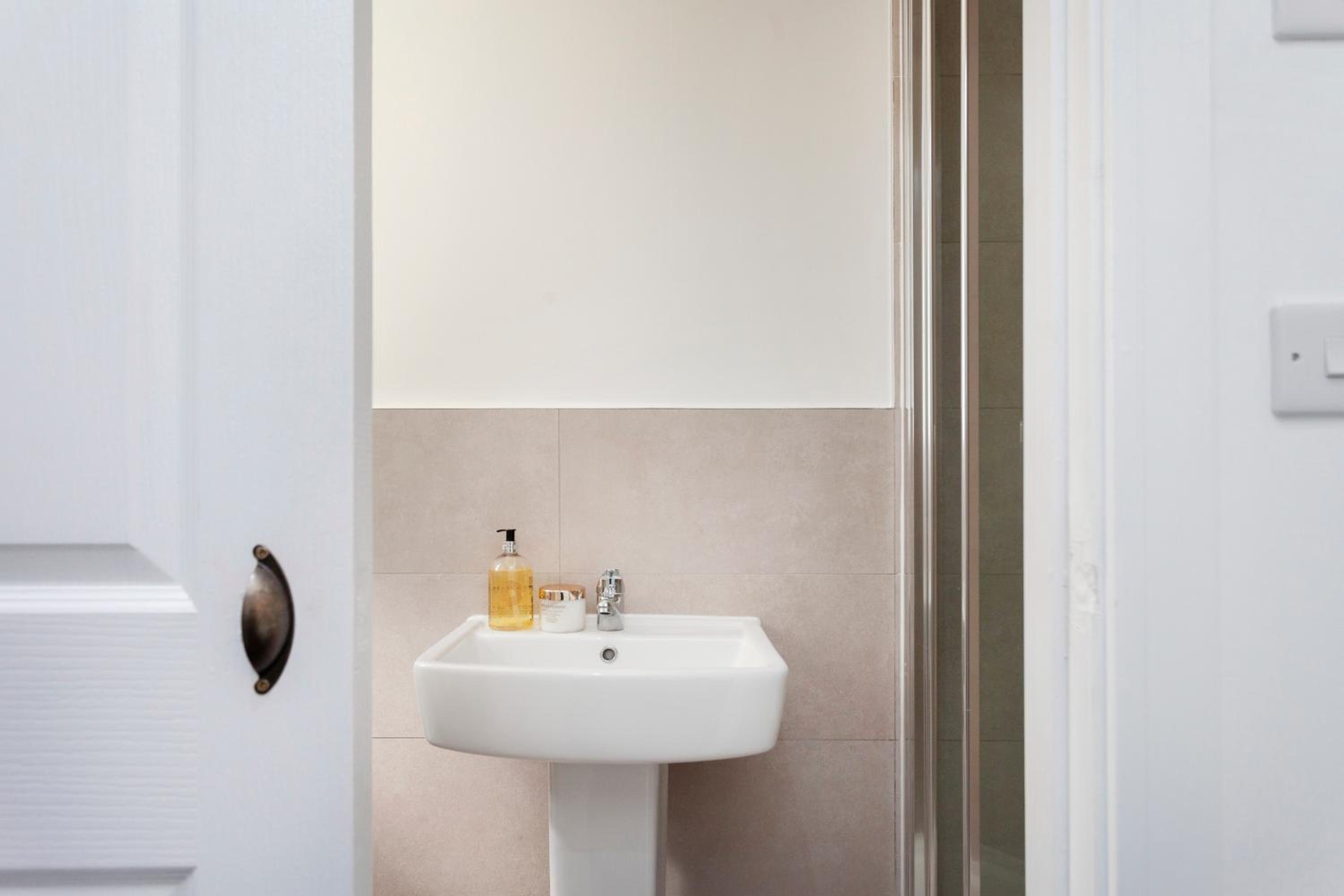 Smart Apartment Close2City view 5