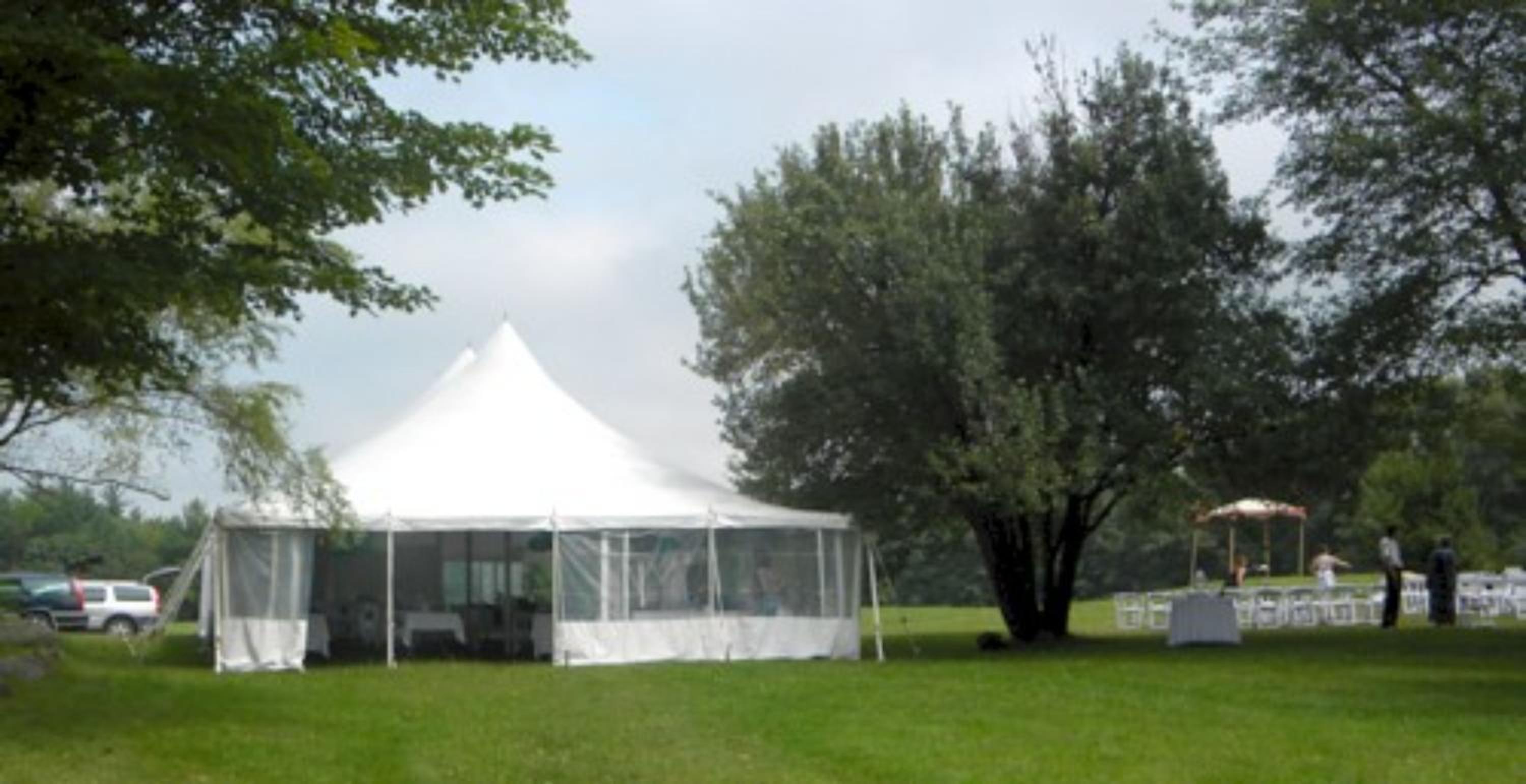 Highland Lake Inn