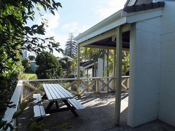 Wharepekapeka - Russell Holiday Home view 2
