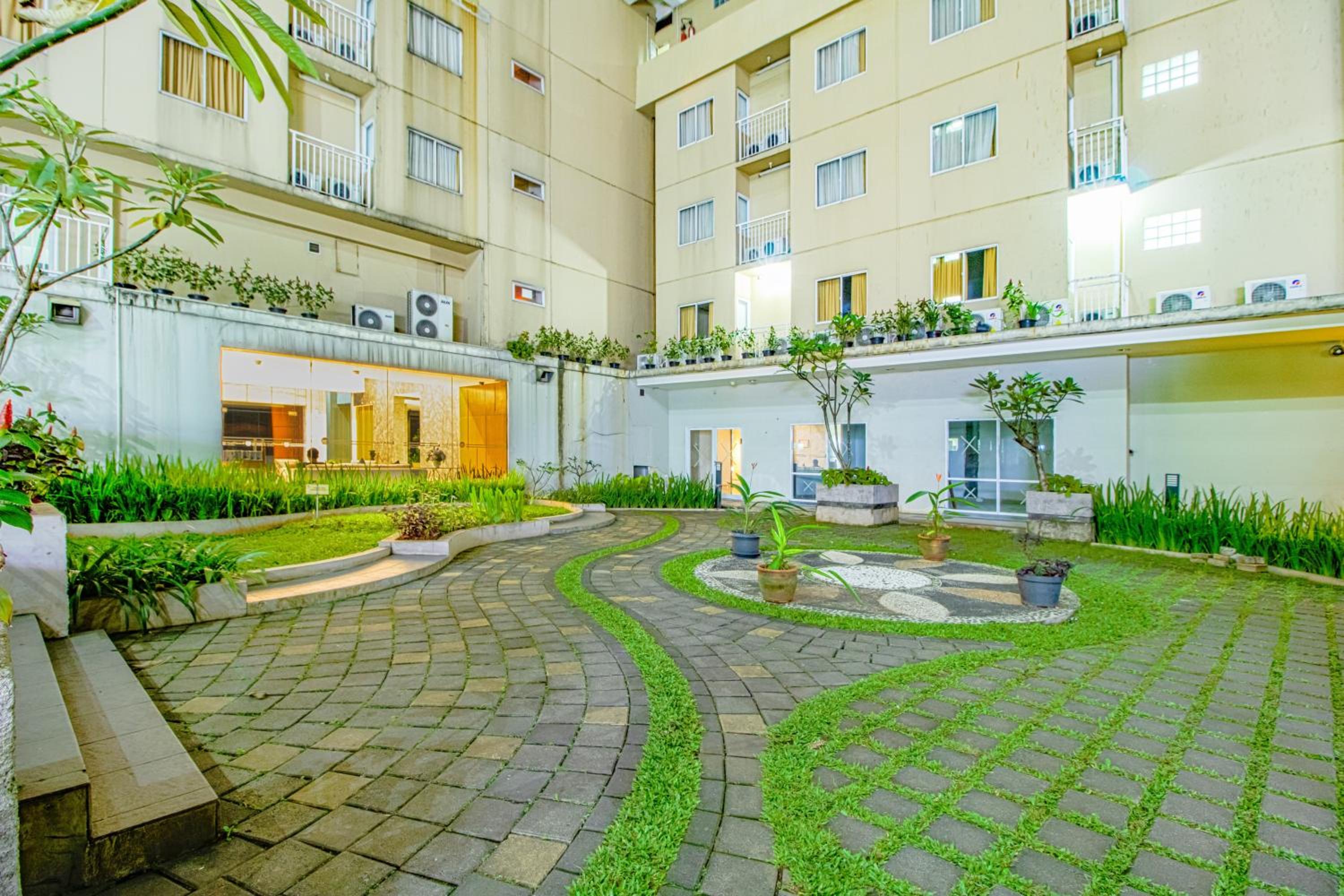 Skyland Bogor Valley Apartments view 2