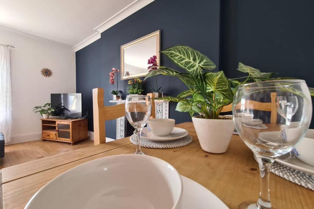 Hastings Vacations - Central St Leonards on sea Apartment - Property Image 5
