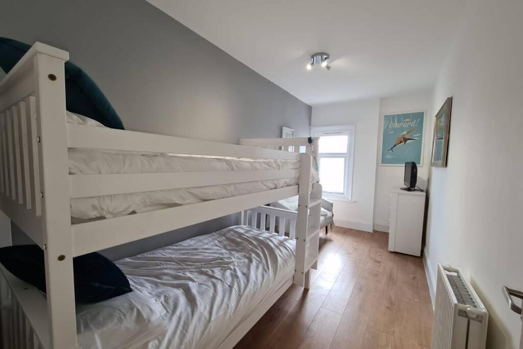 Hastings Vacations - Central St Leonards on sea Apartment - Property Image 10