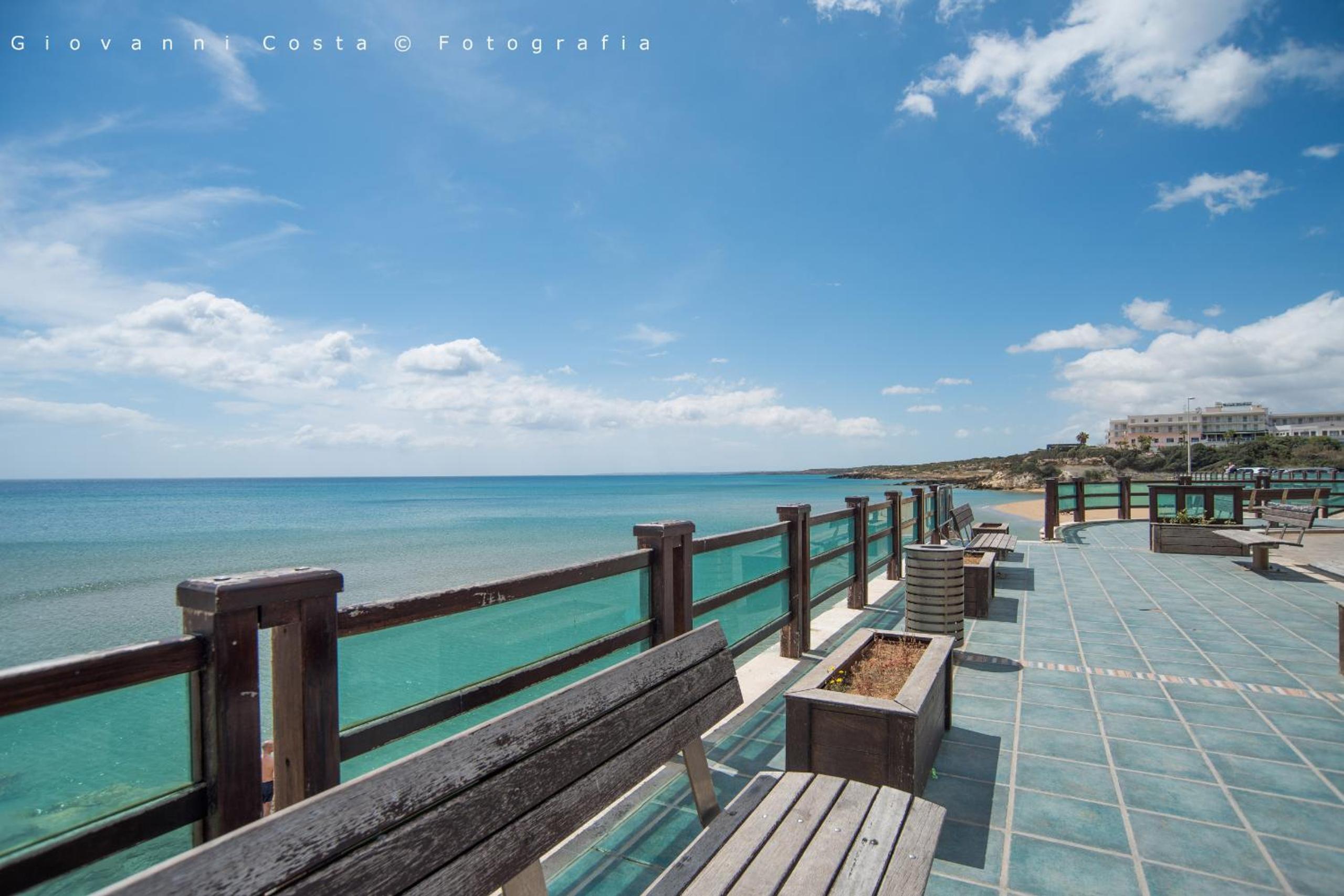 Aurispa 143 con piscina Noto centro view 4