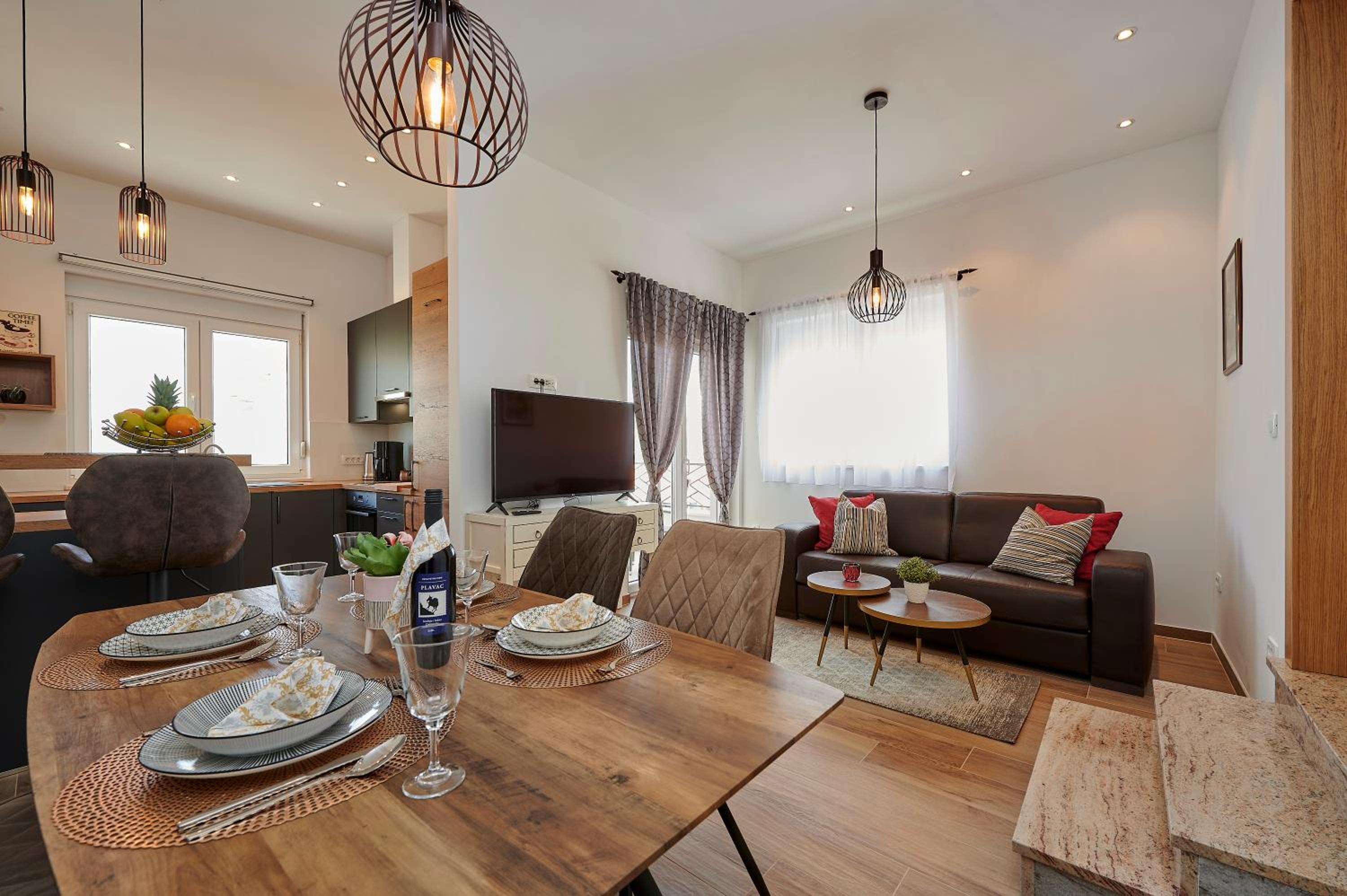 Apartmani Kelava view 2