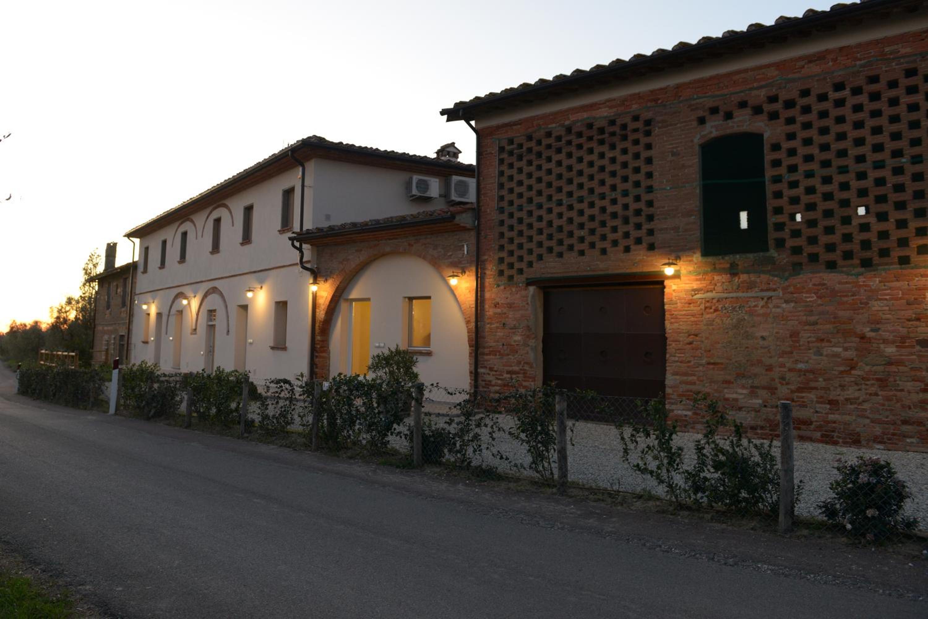 Photo 29