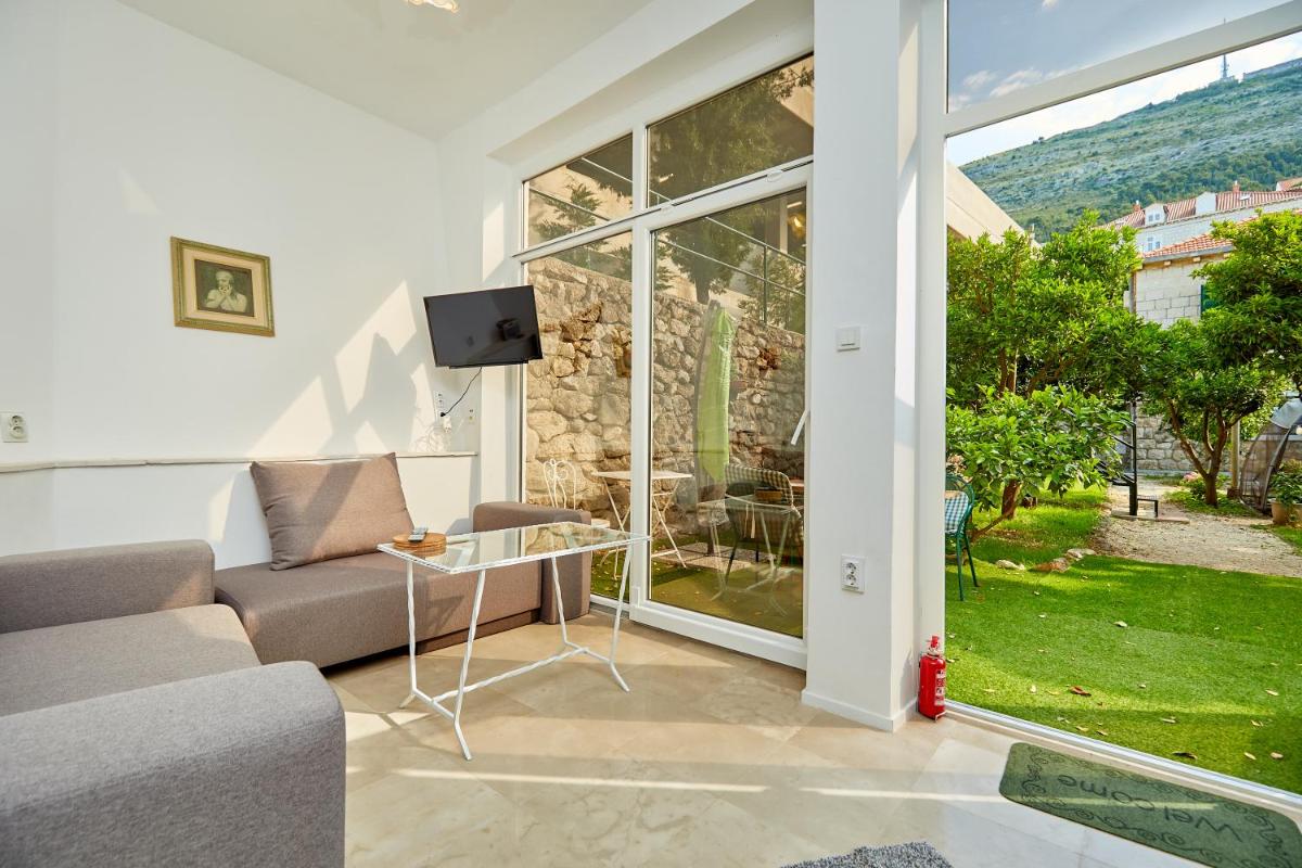 Villa Ahava