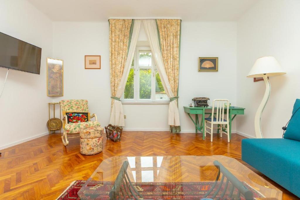 Villa Ahava