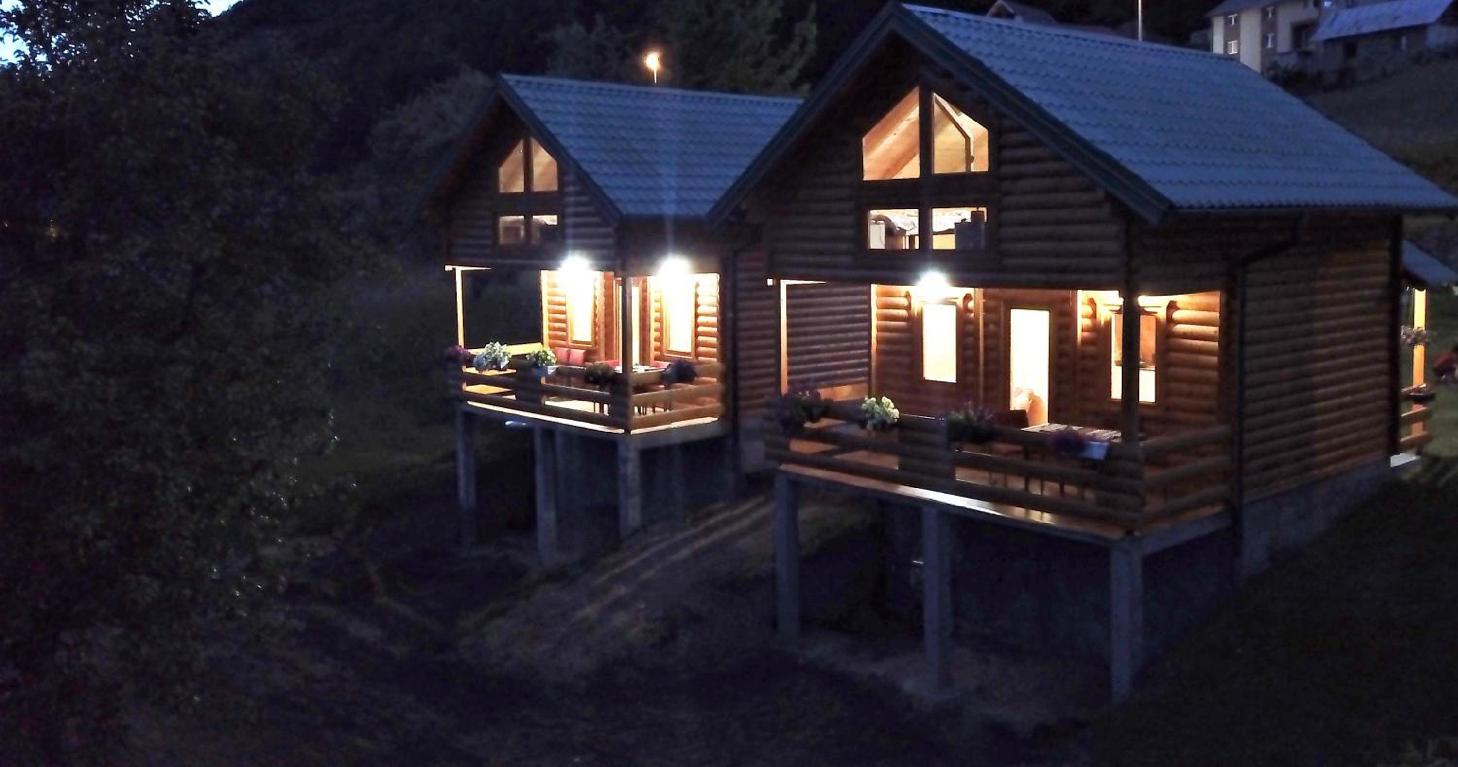 Holiday House by The Lake