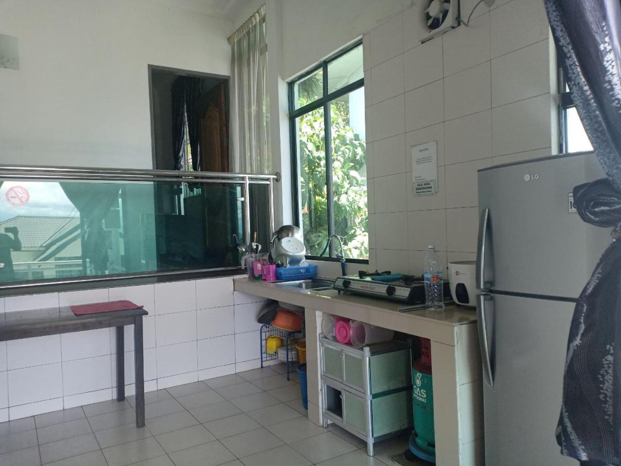Seribu 1 Homestay 4 Room House photo 6