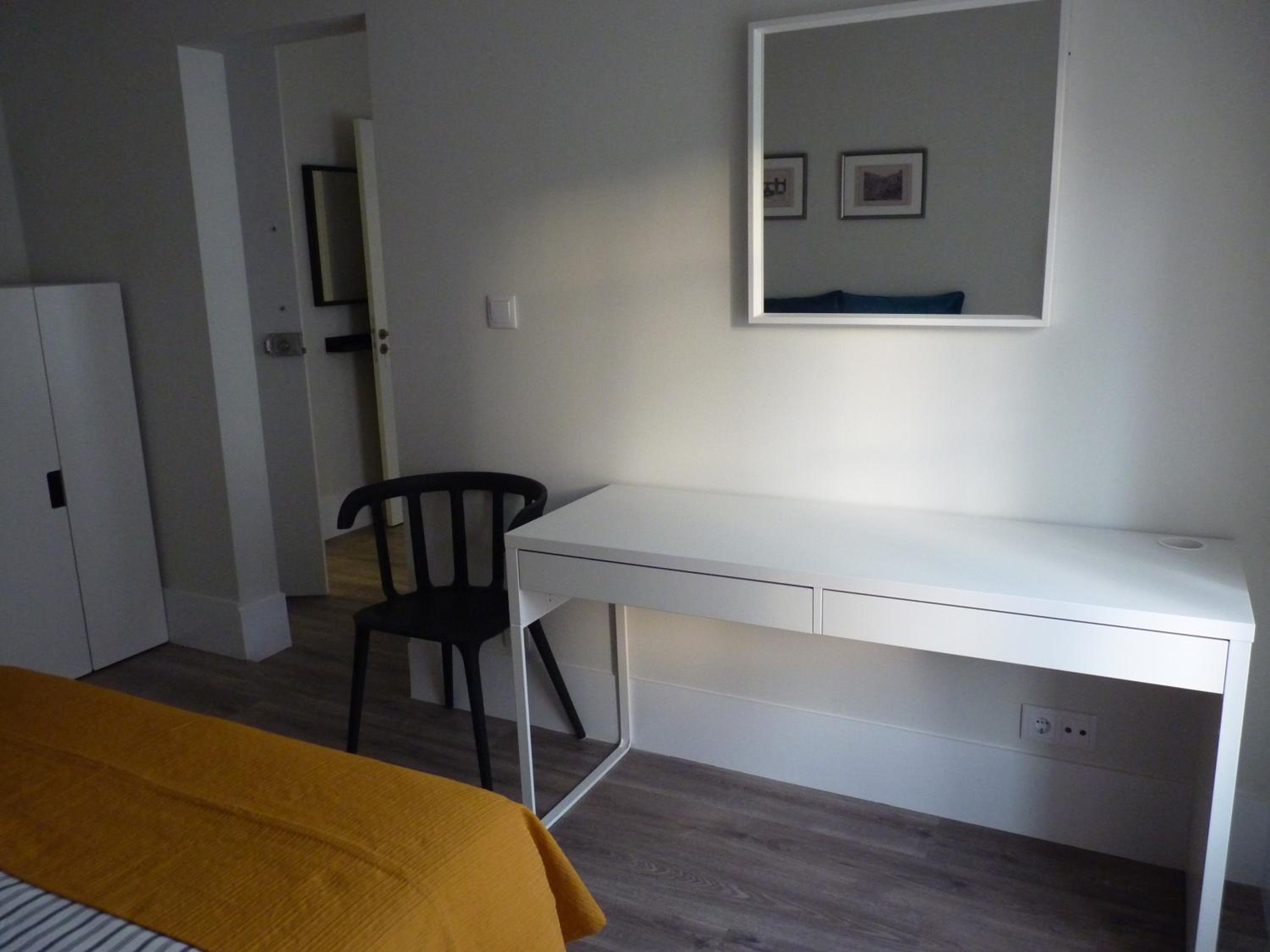 Confortable 1 Bedroom Apartment at Roma Avenue - 1A view 2