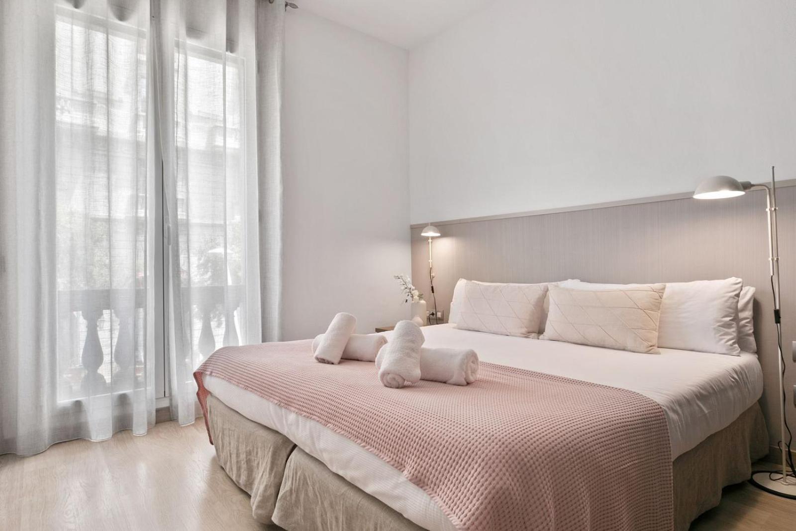 Fisa Rentals Gran Via Apartments