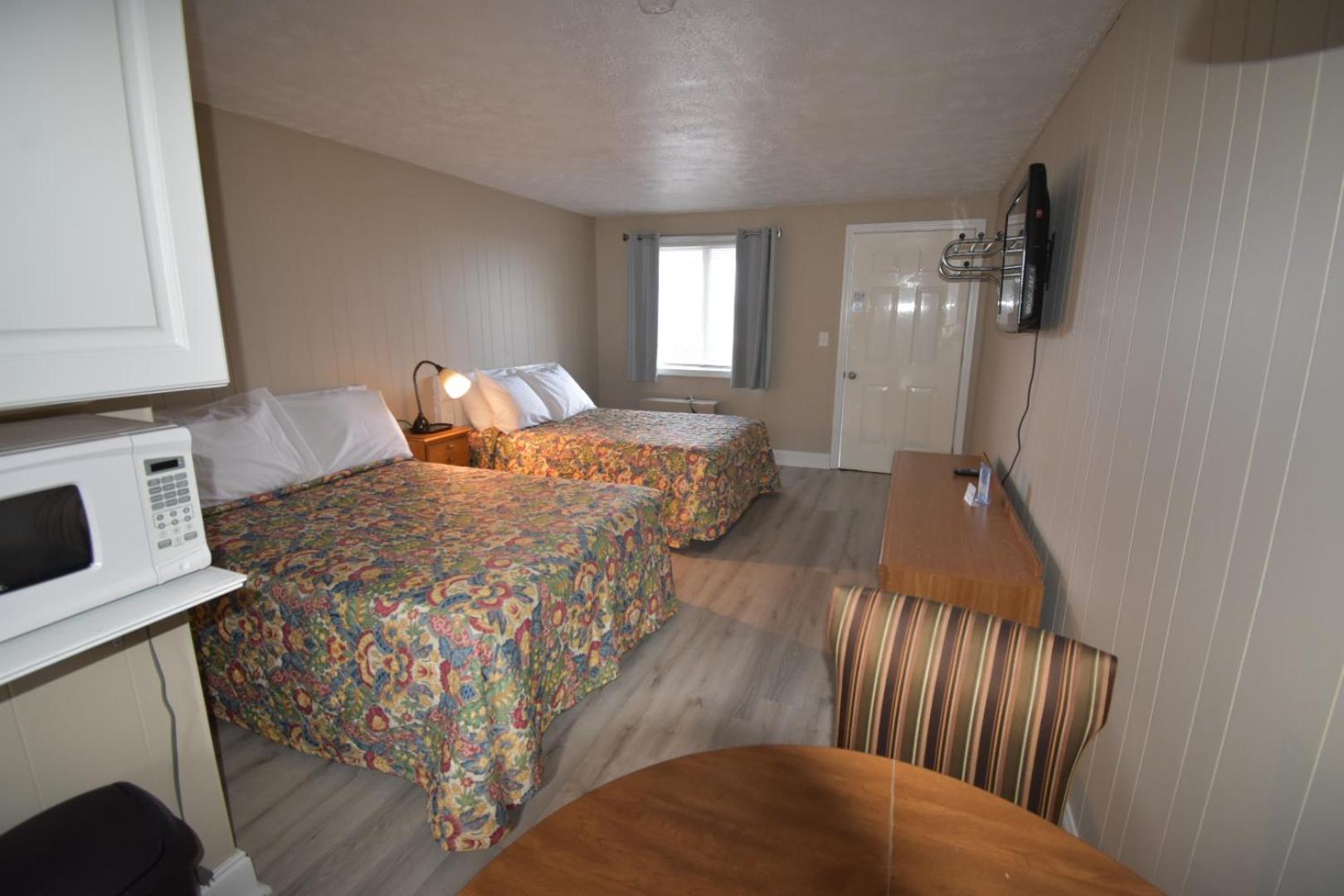 Island View Motel, photo 51