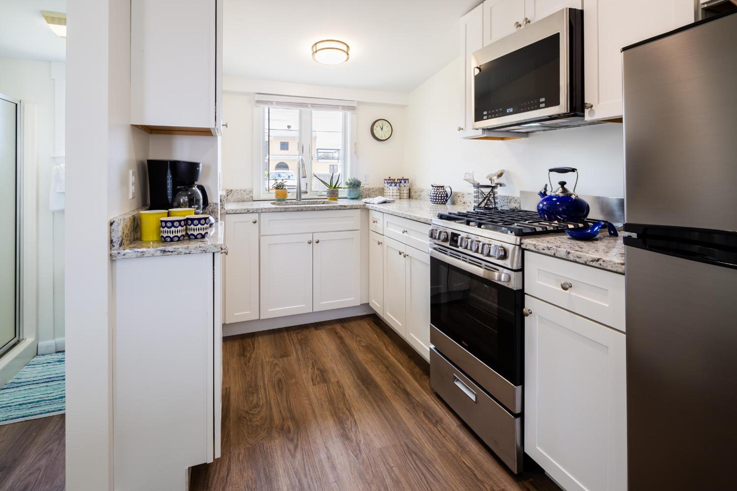 Truro Beach Cottages