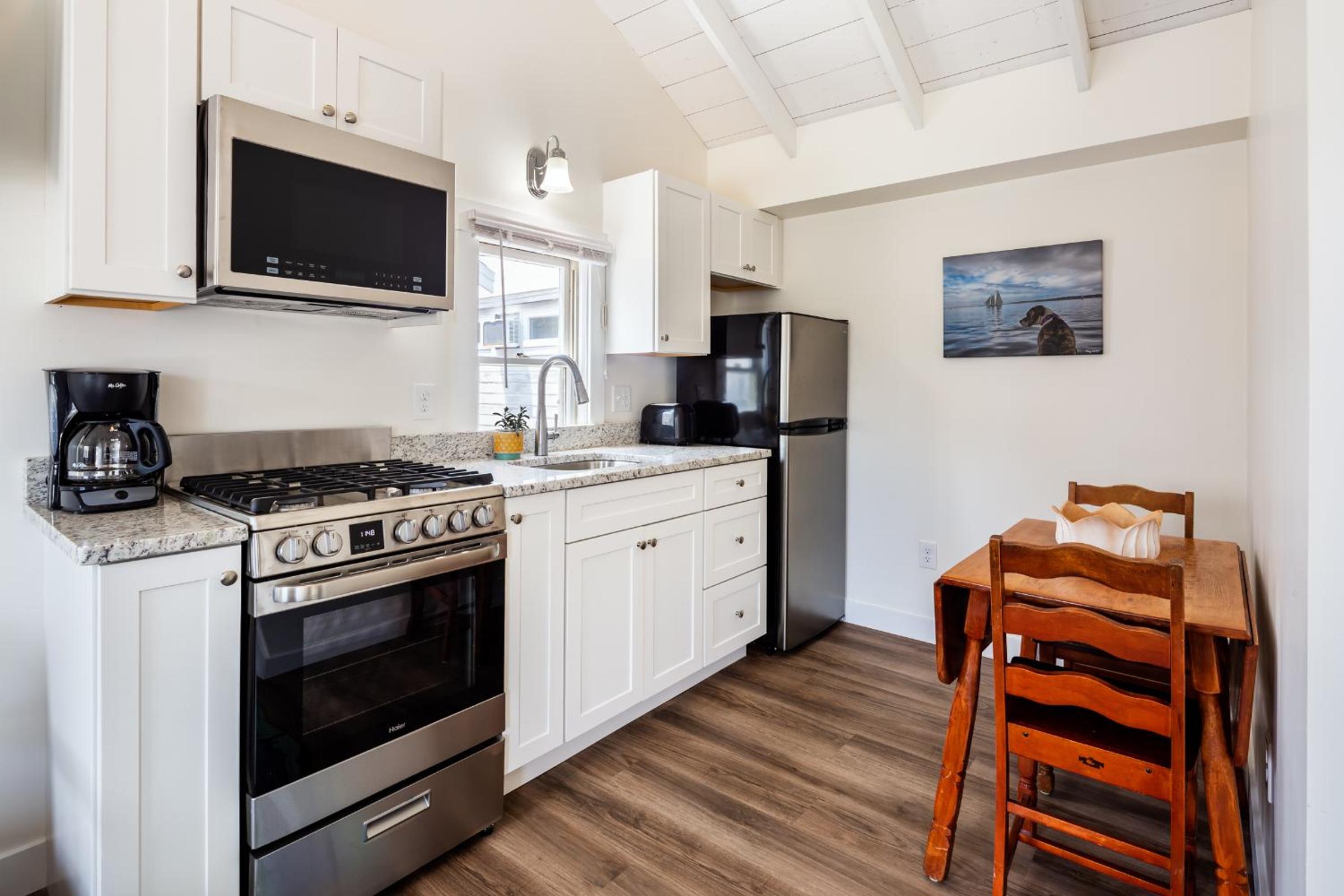 Truro Beach Cottages