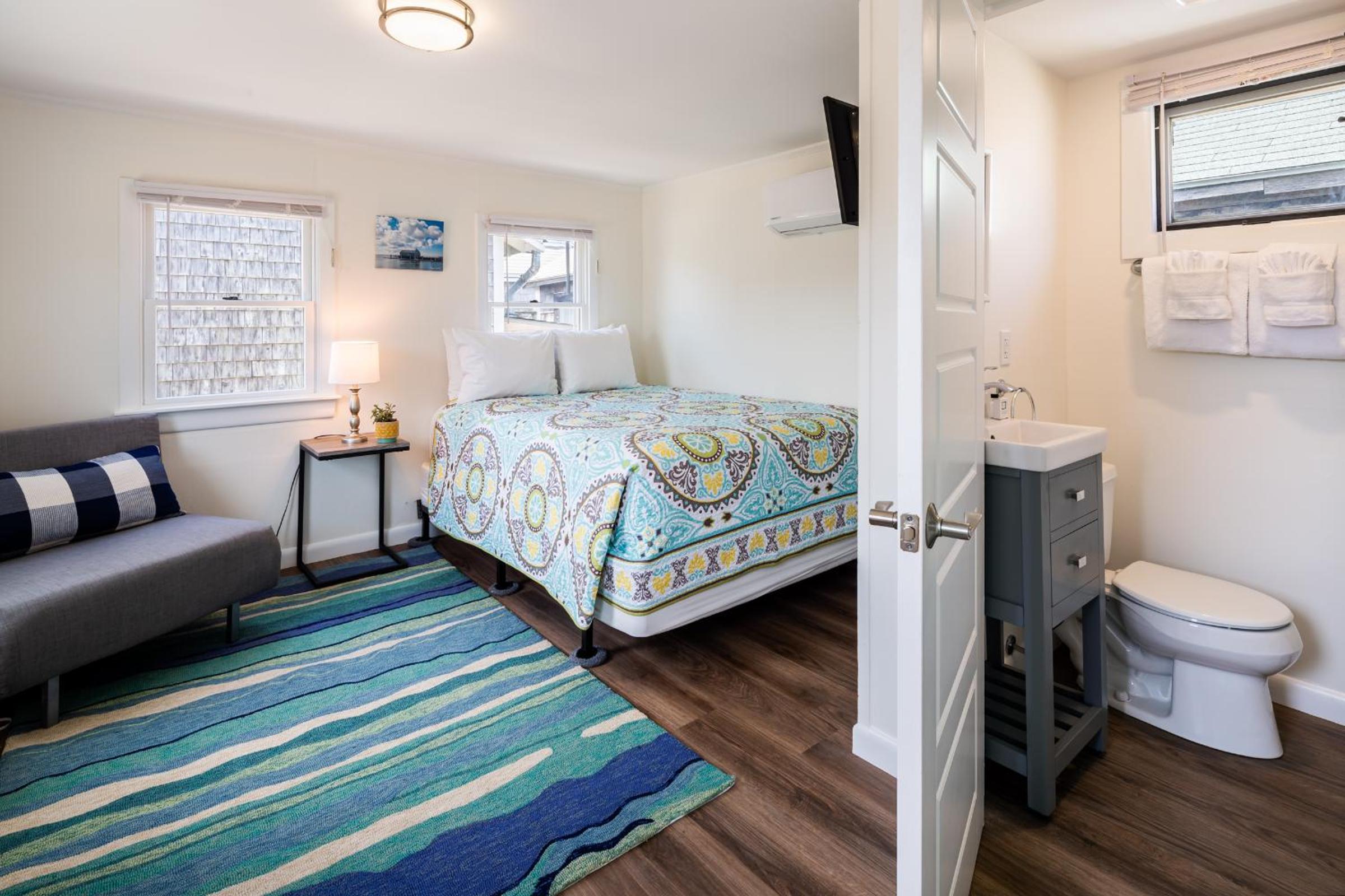 Truro Beach Cottages