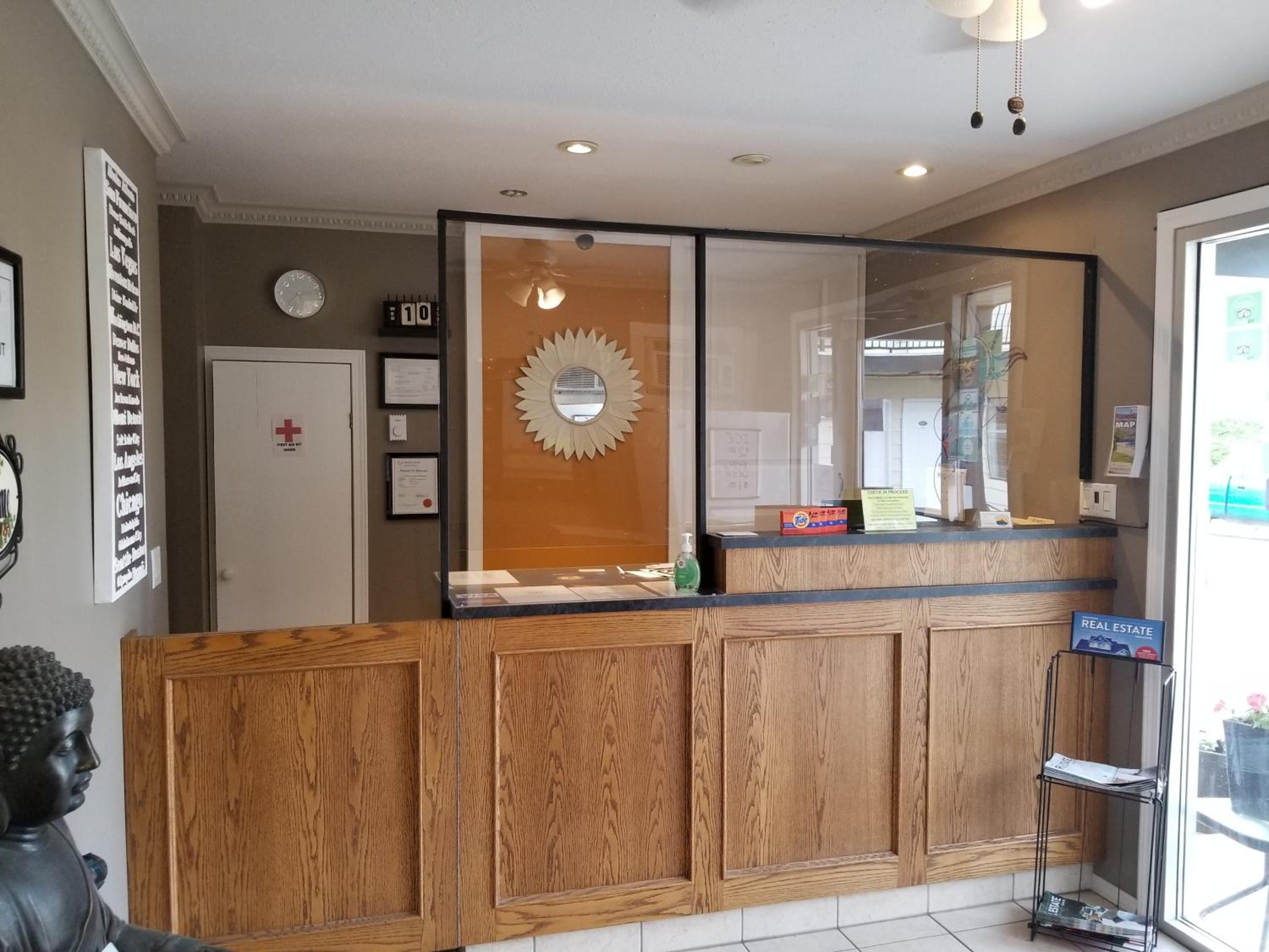 Osoyoos Lakeview Inn & Suites