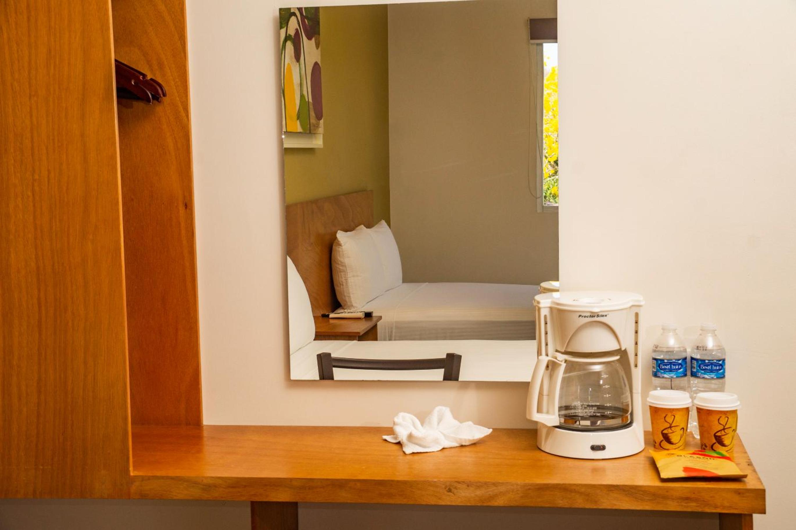 AM Hotel y Plaza - Property Image 36