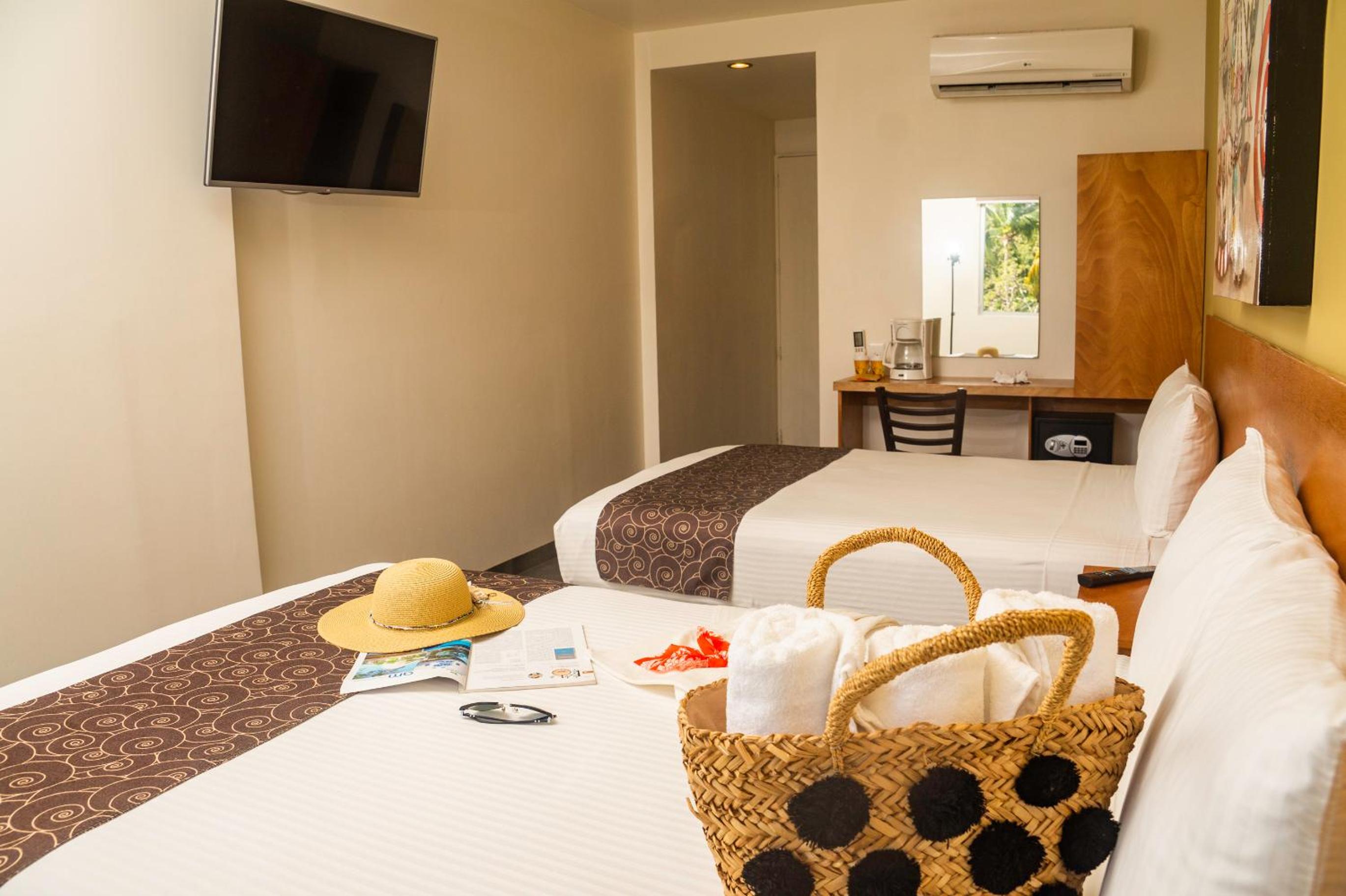 AM Hotel y Plaza - Property Image 33
