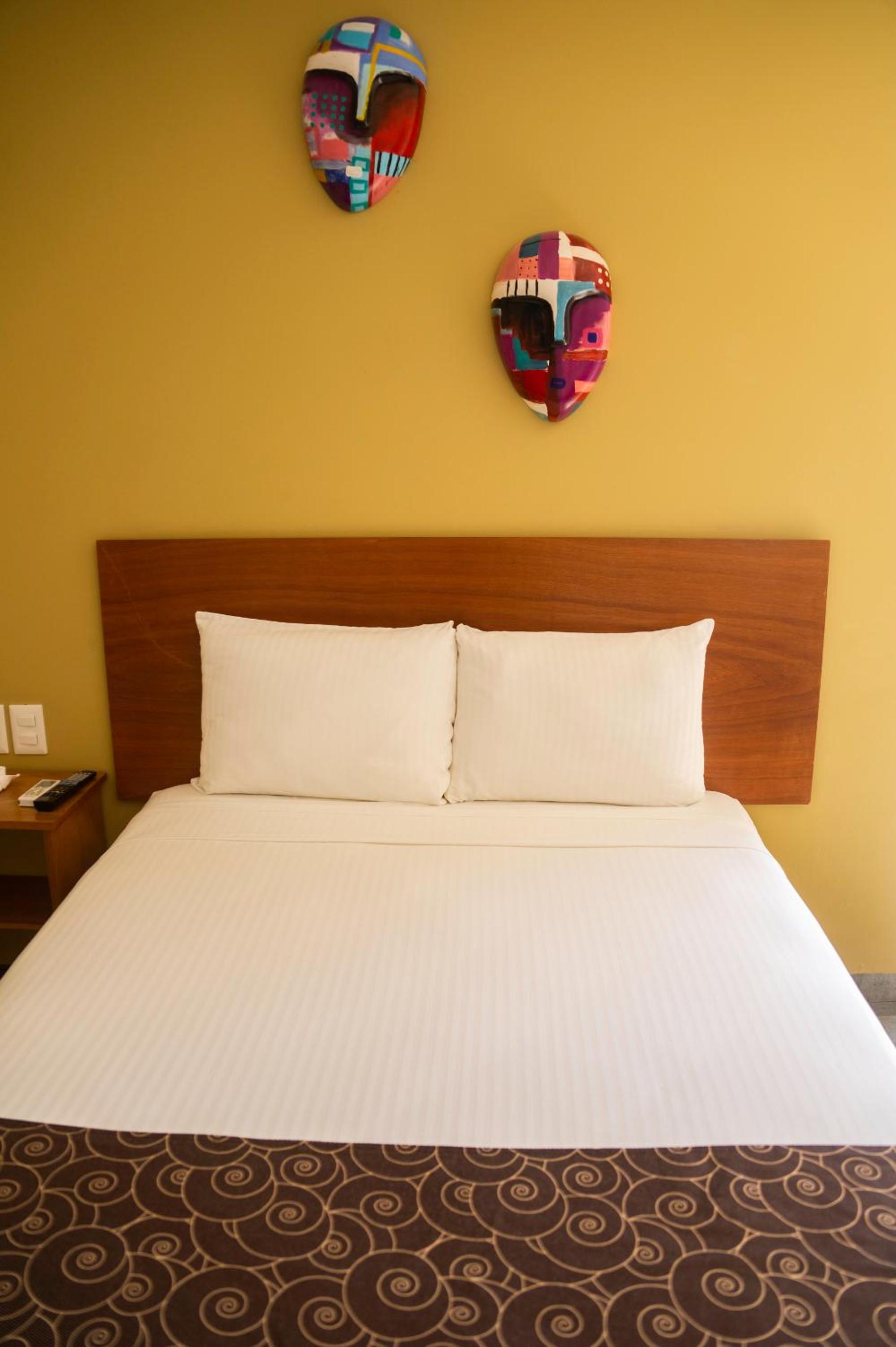 AM Hotel y Plaza - Property Image 32
