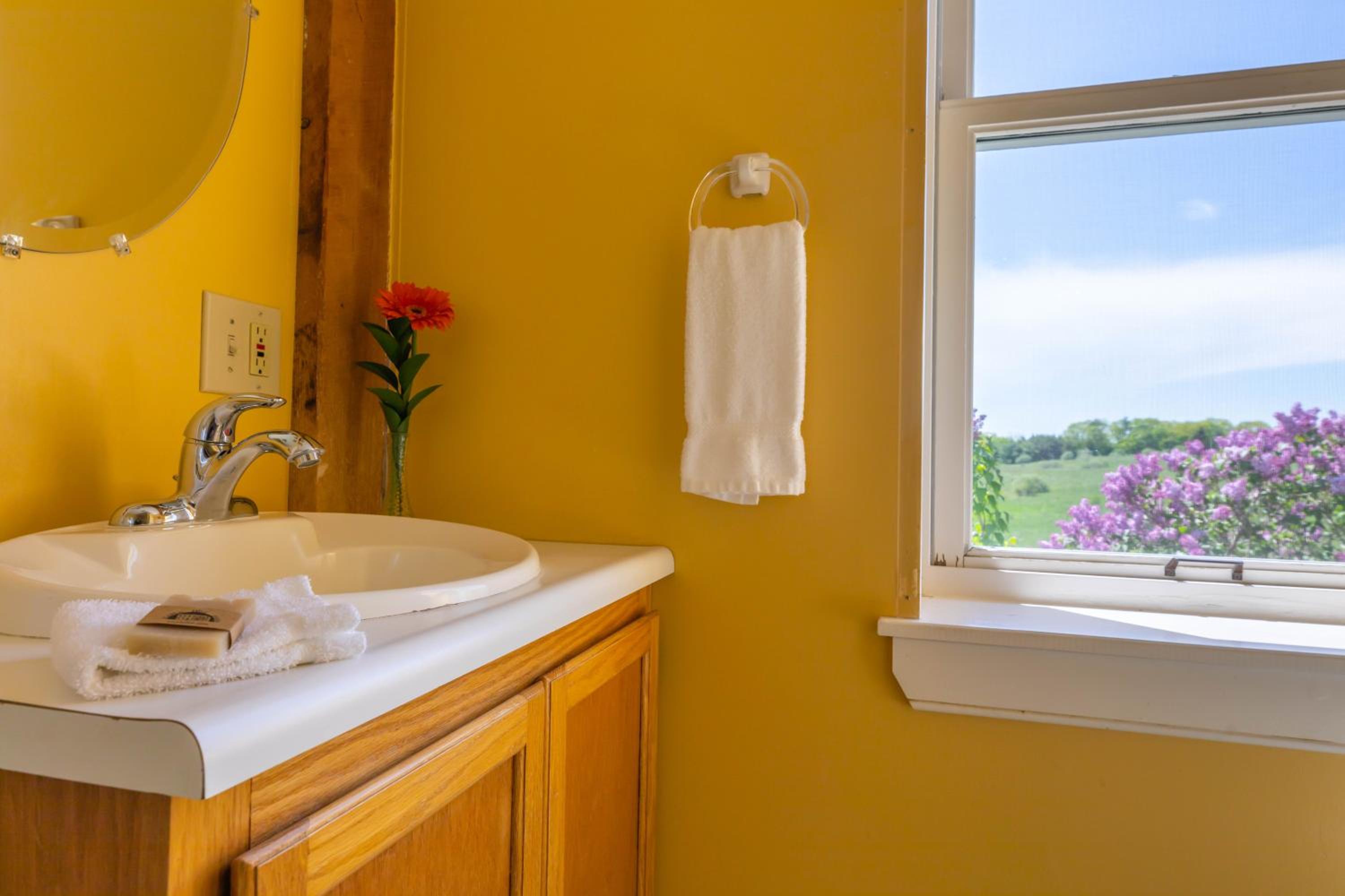 Maple Hill Farm Inn