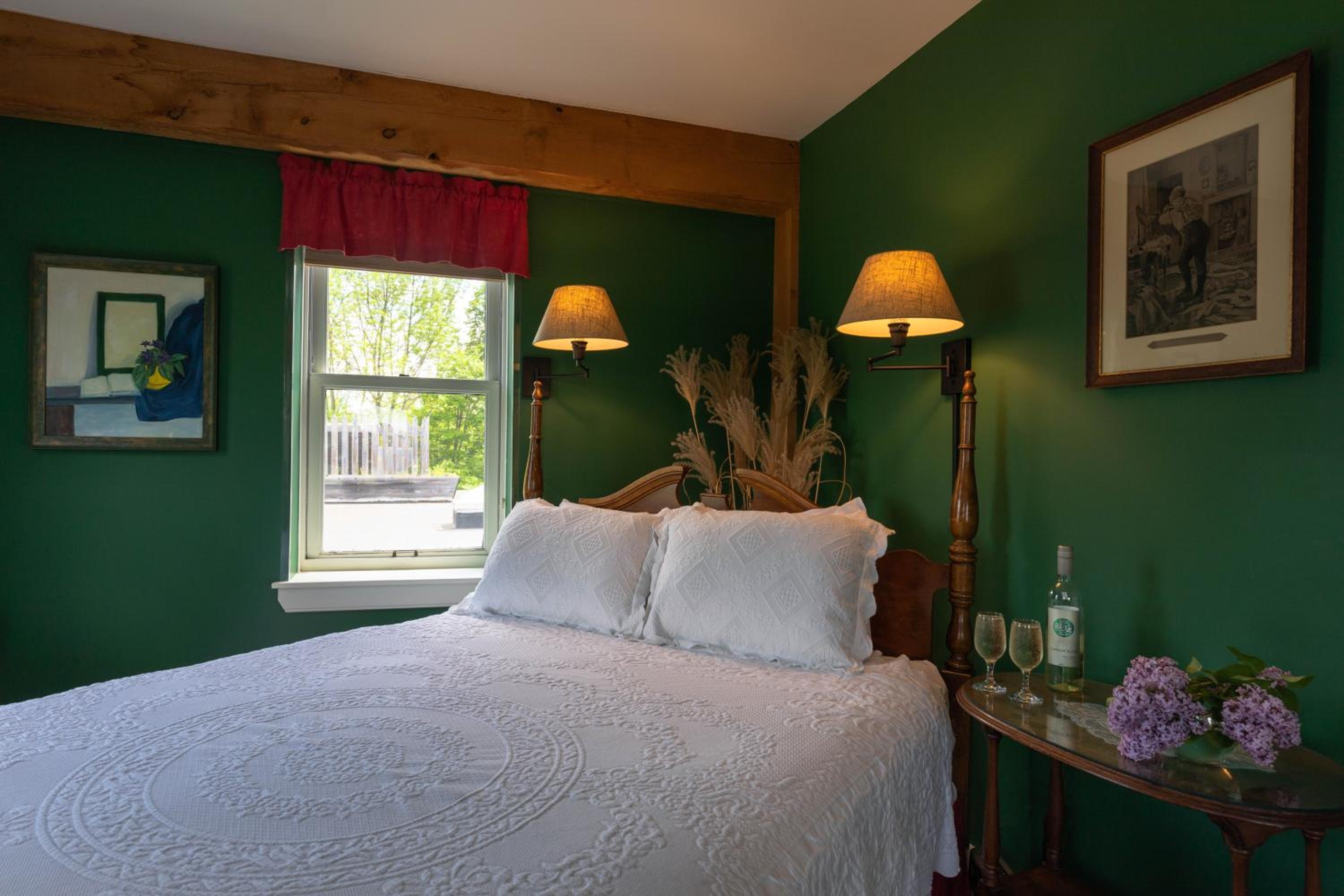 Maple Hill Farm Inn