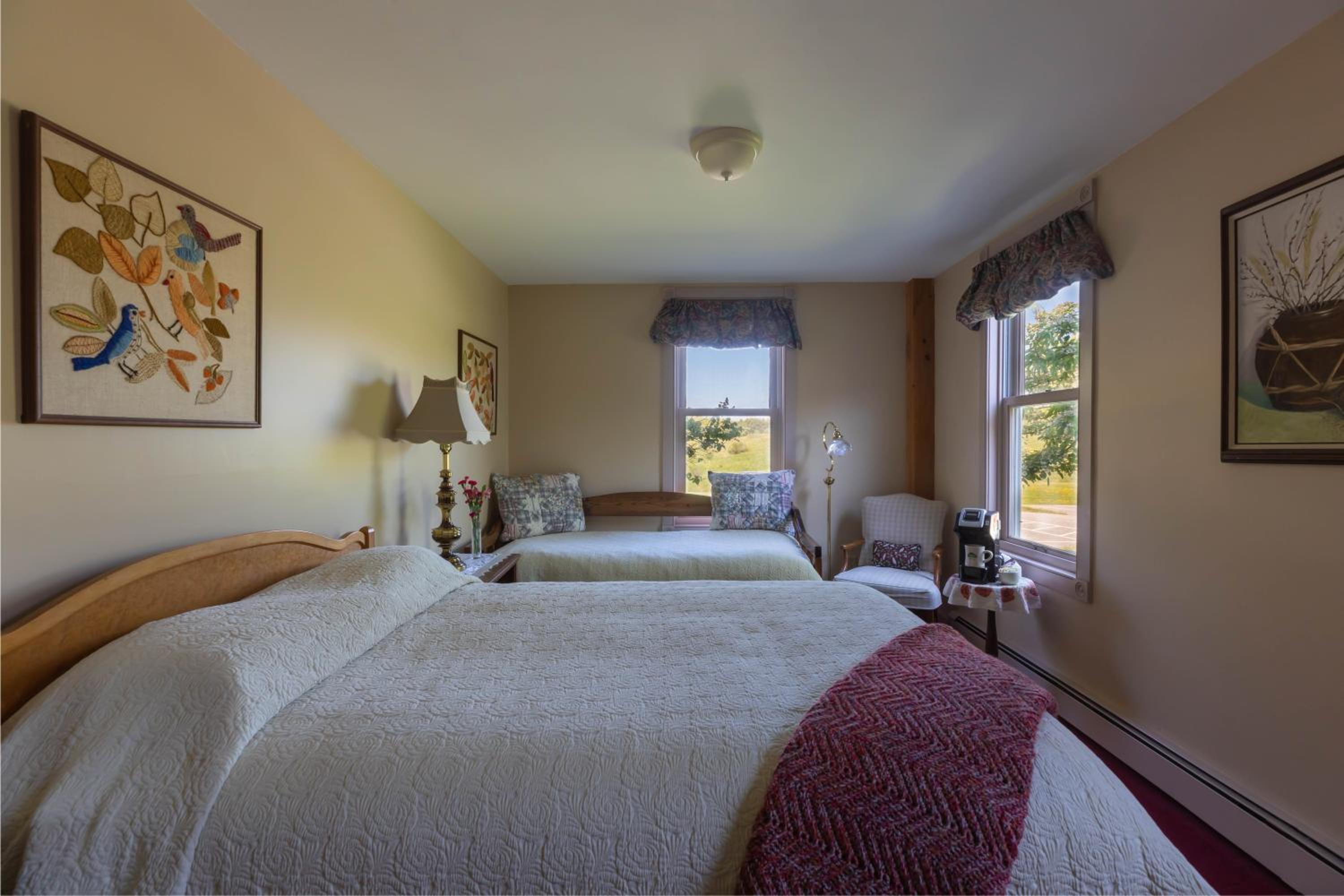Maple Hill Farm Inn