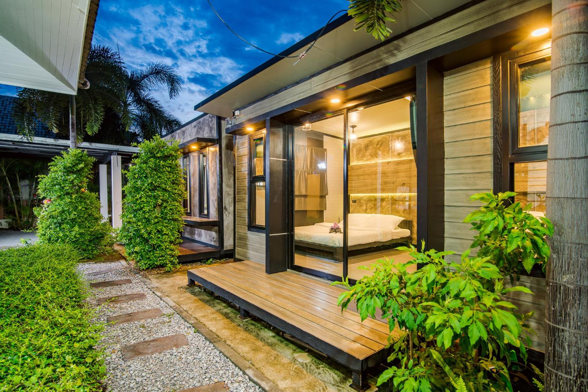 Hotel Sierra Pool Villa Hua Hin 102 - Image 1