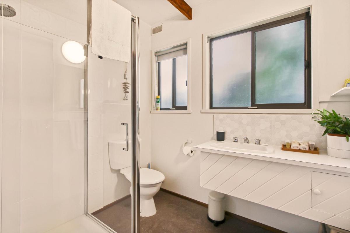 Jetty Road Retreat