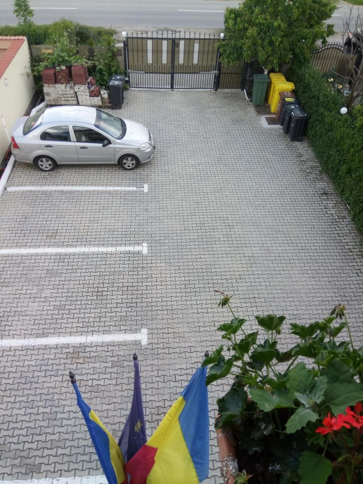Charter Apartments Costea view 4