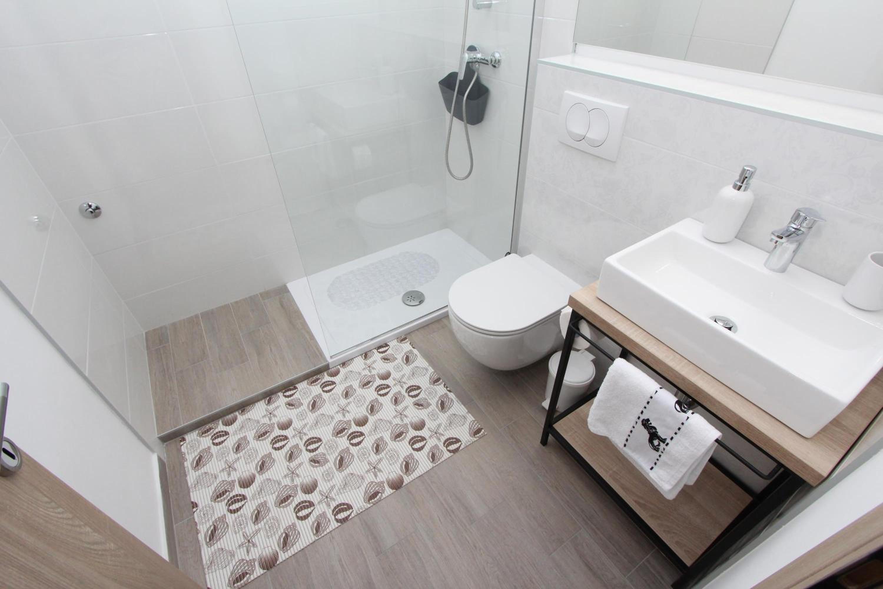 Apartments Eni