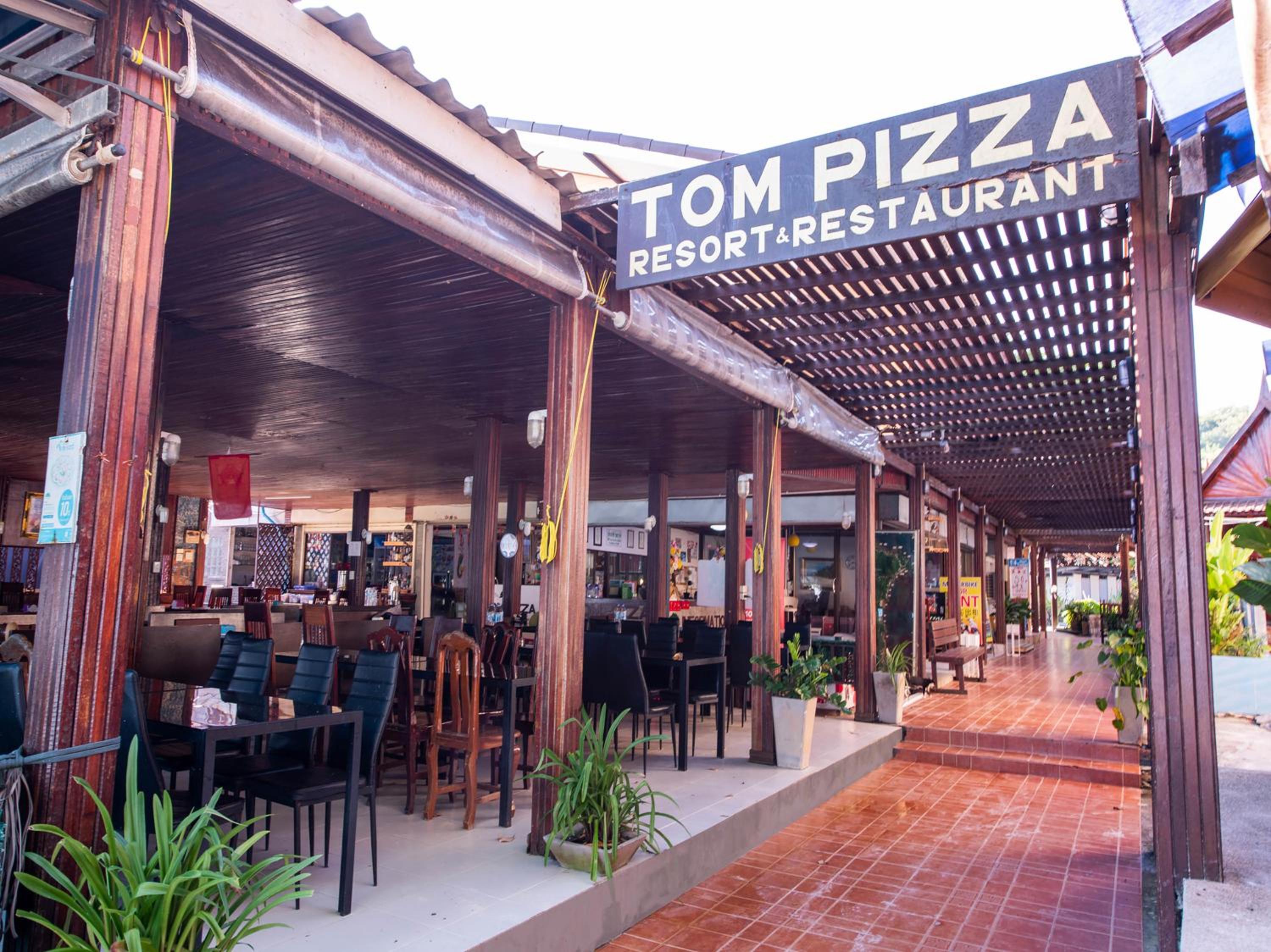 Tom Pizza Resort