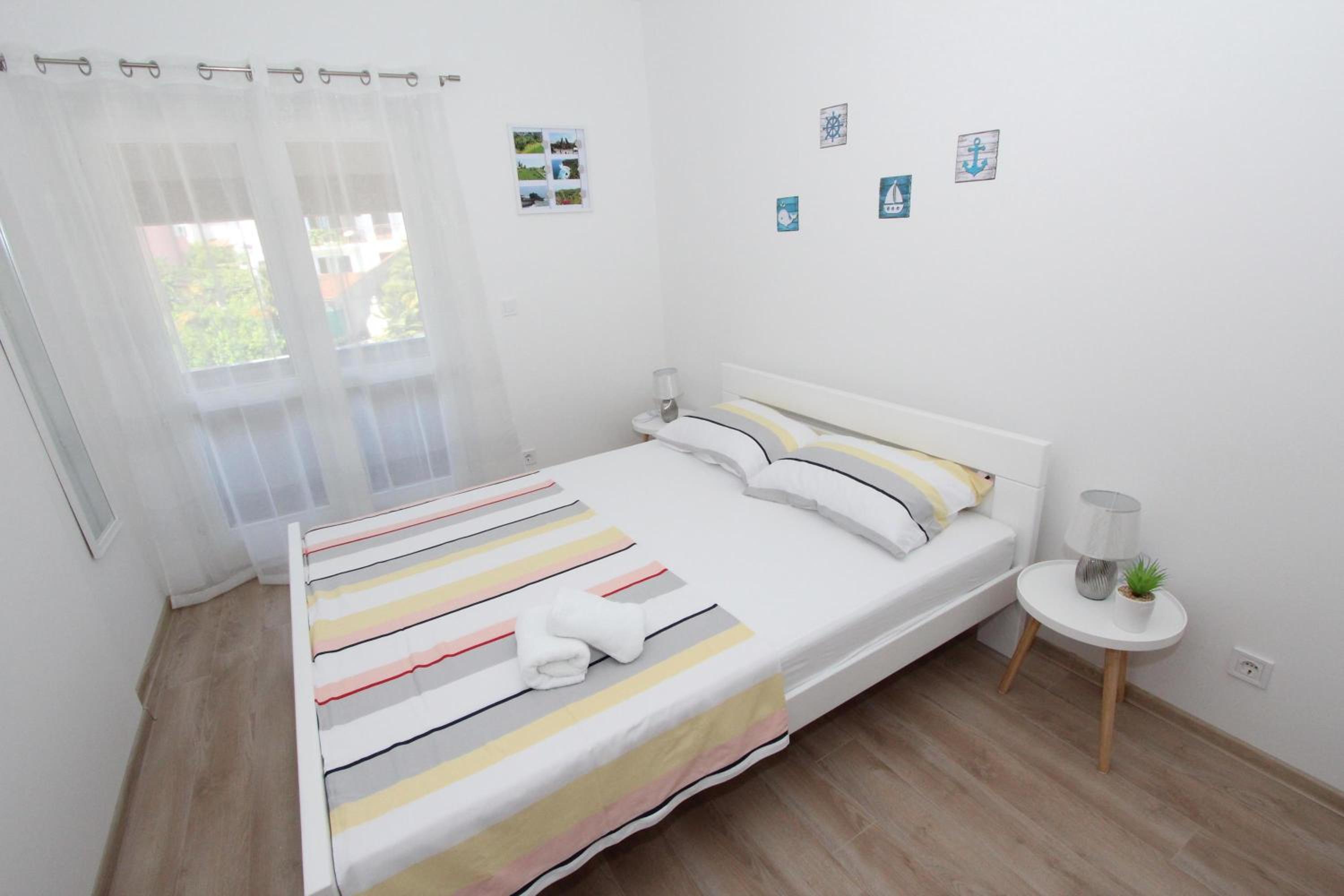 Apartments Eni