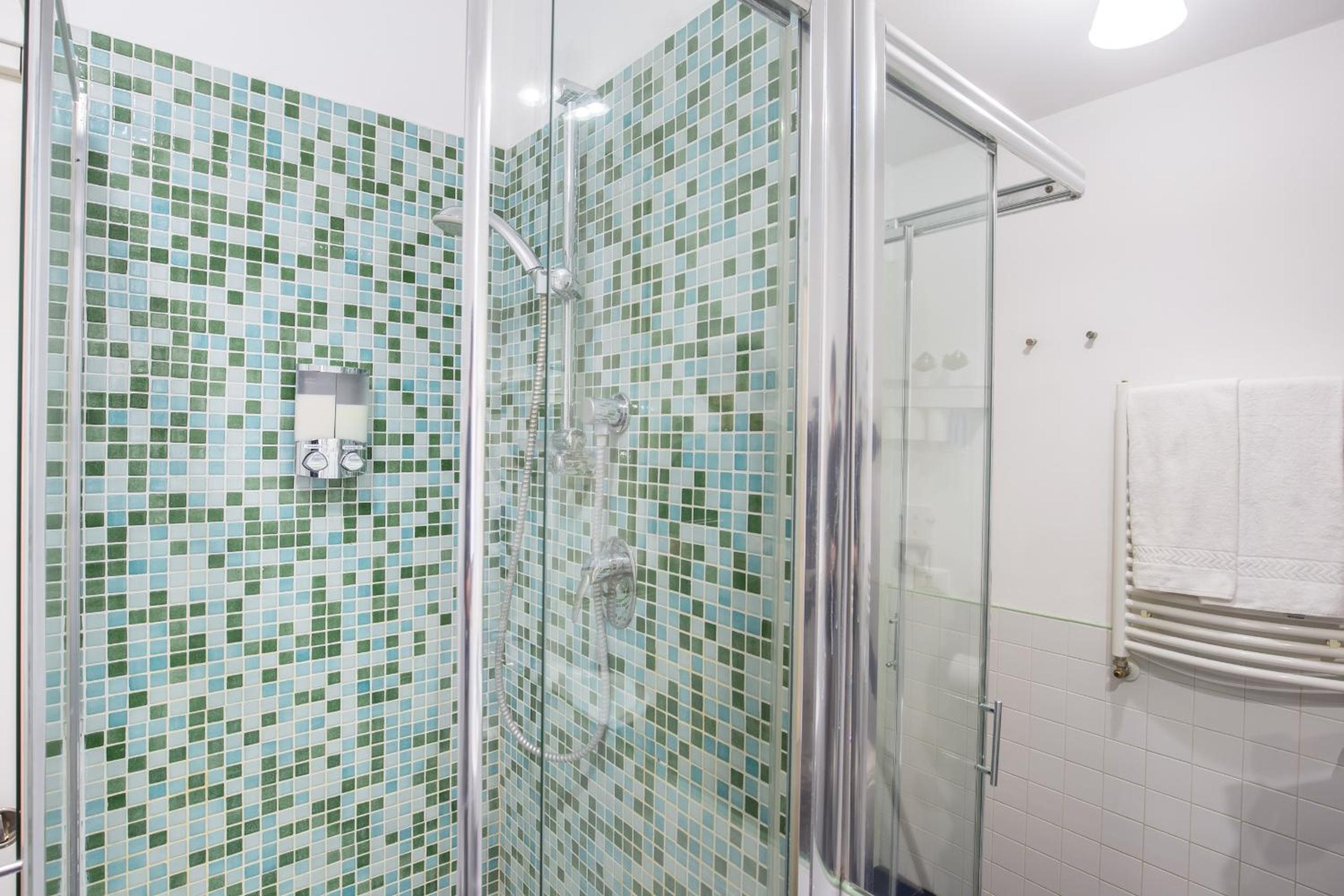 Smart Lodgings Plus