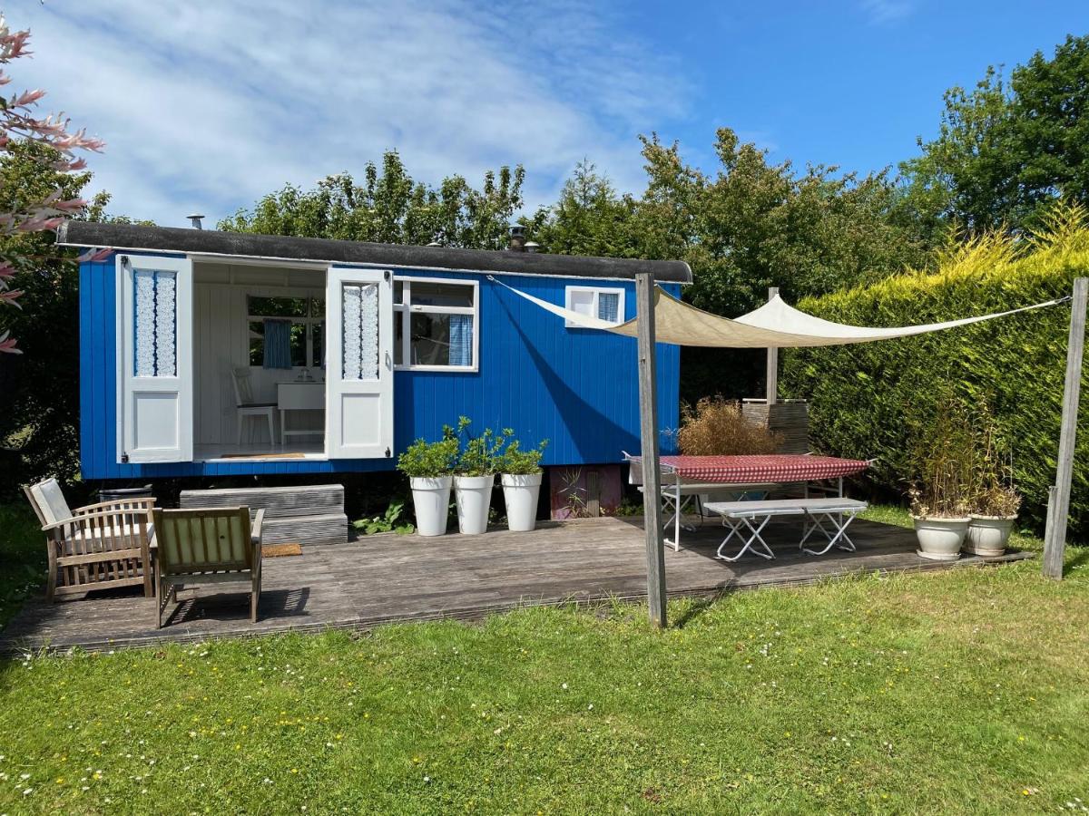 Little blue house (on the campsite)