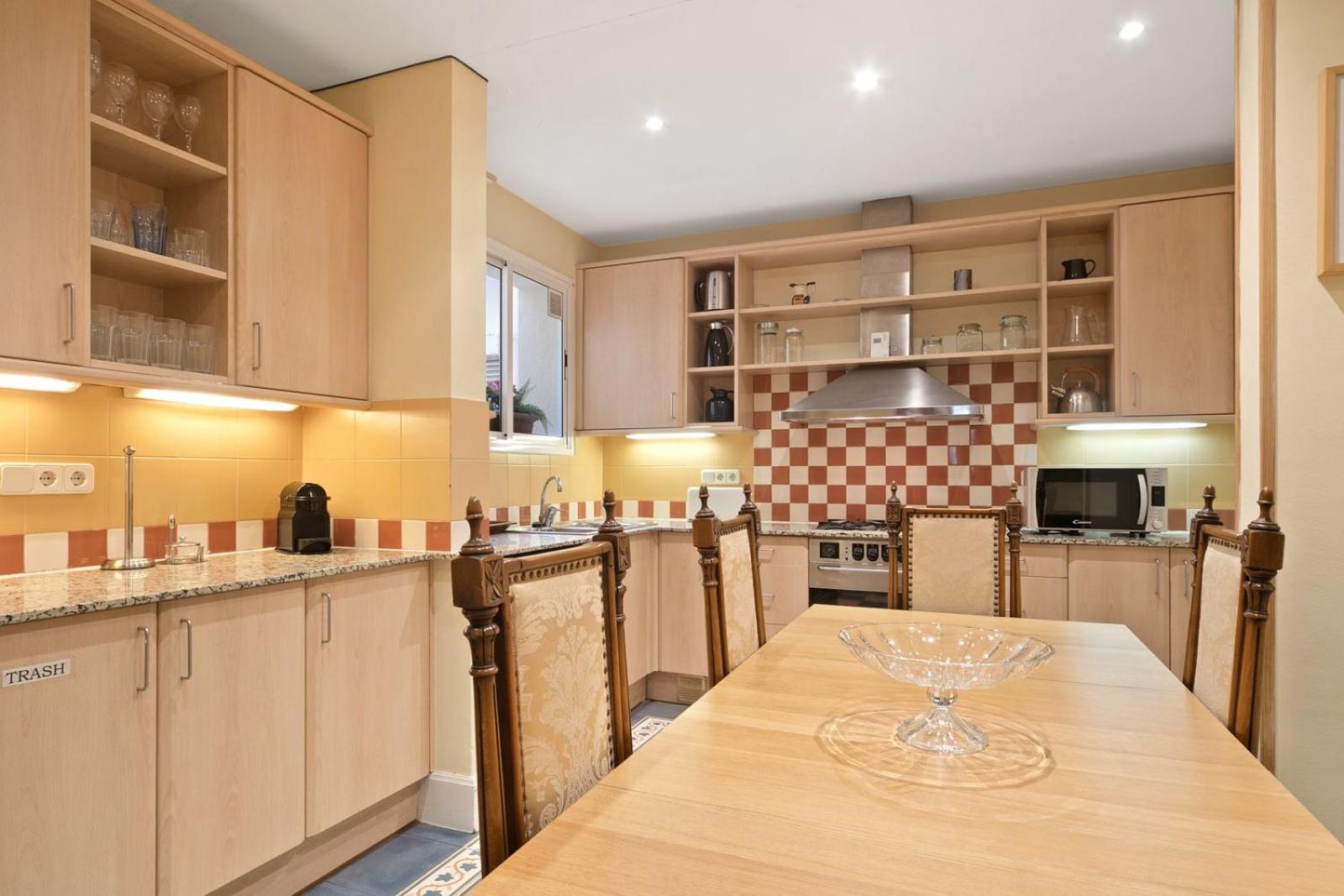 Fisa Rentals Gran Via Apartments