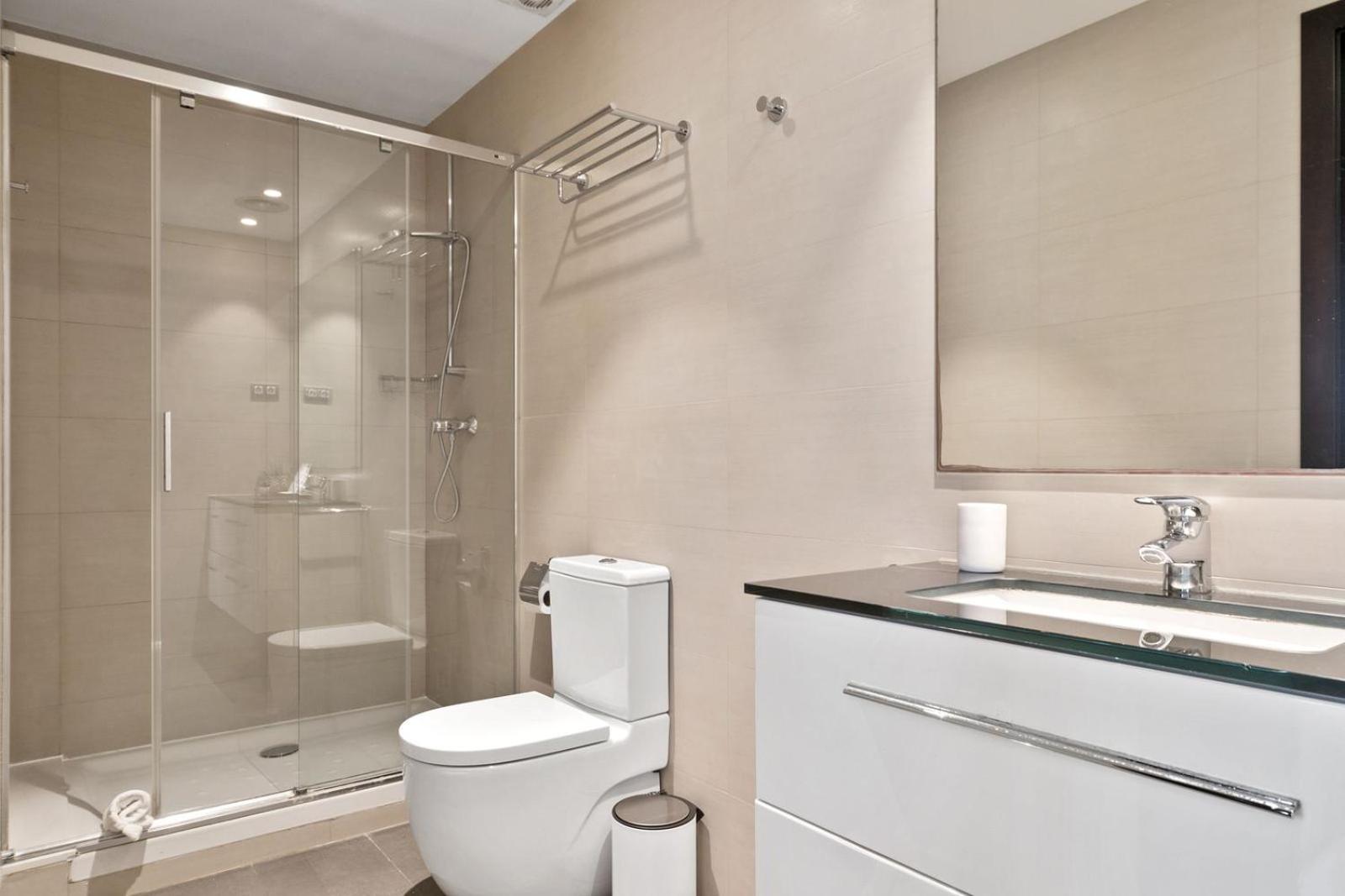 Fisa Rentals Gran Via Apartments